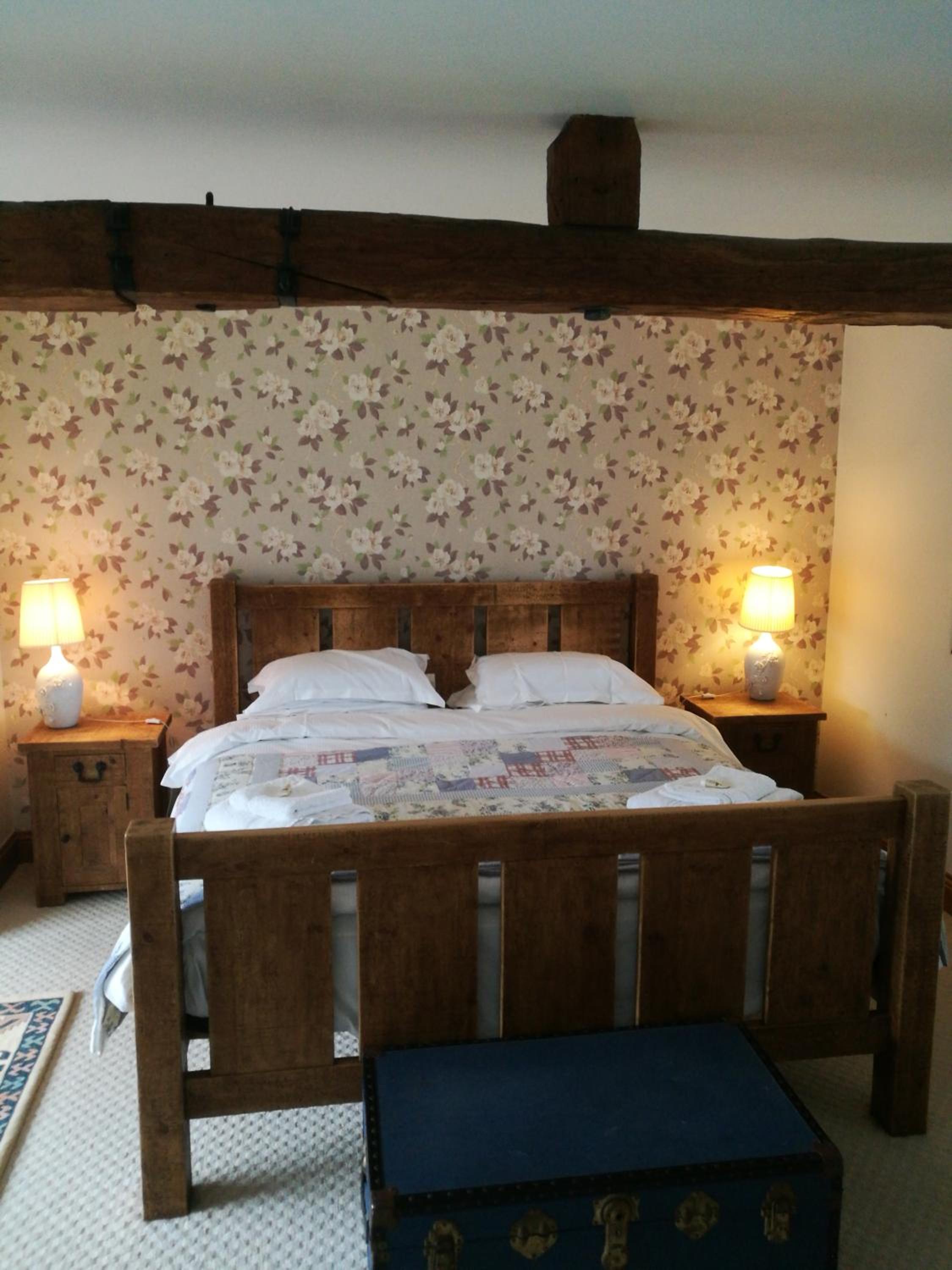 Double Room with Private Bathroom - Photo 1