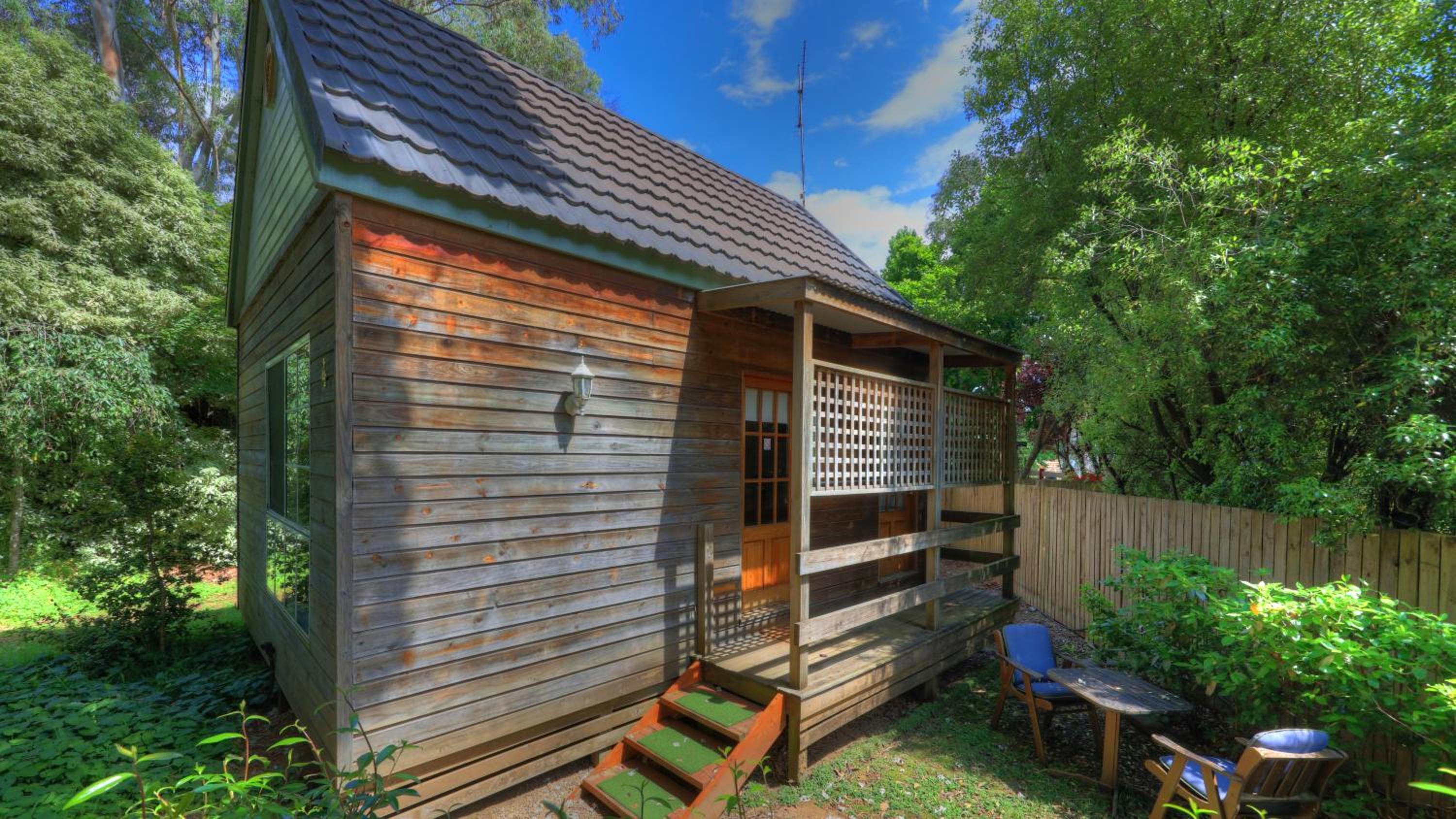 Open Plan Self-Contained Chalet (No pets) photo 2
