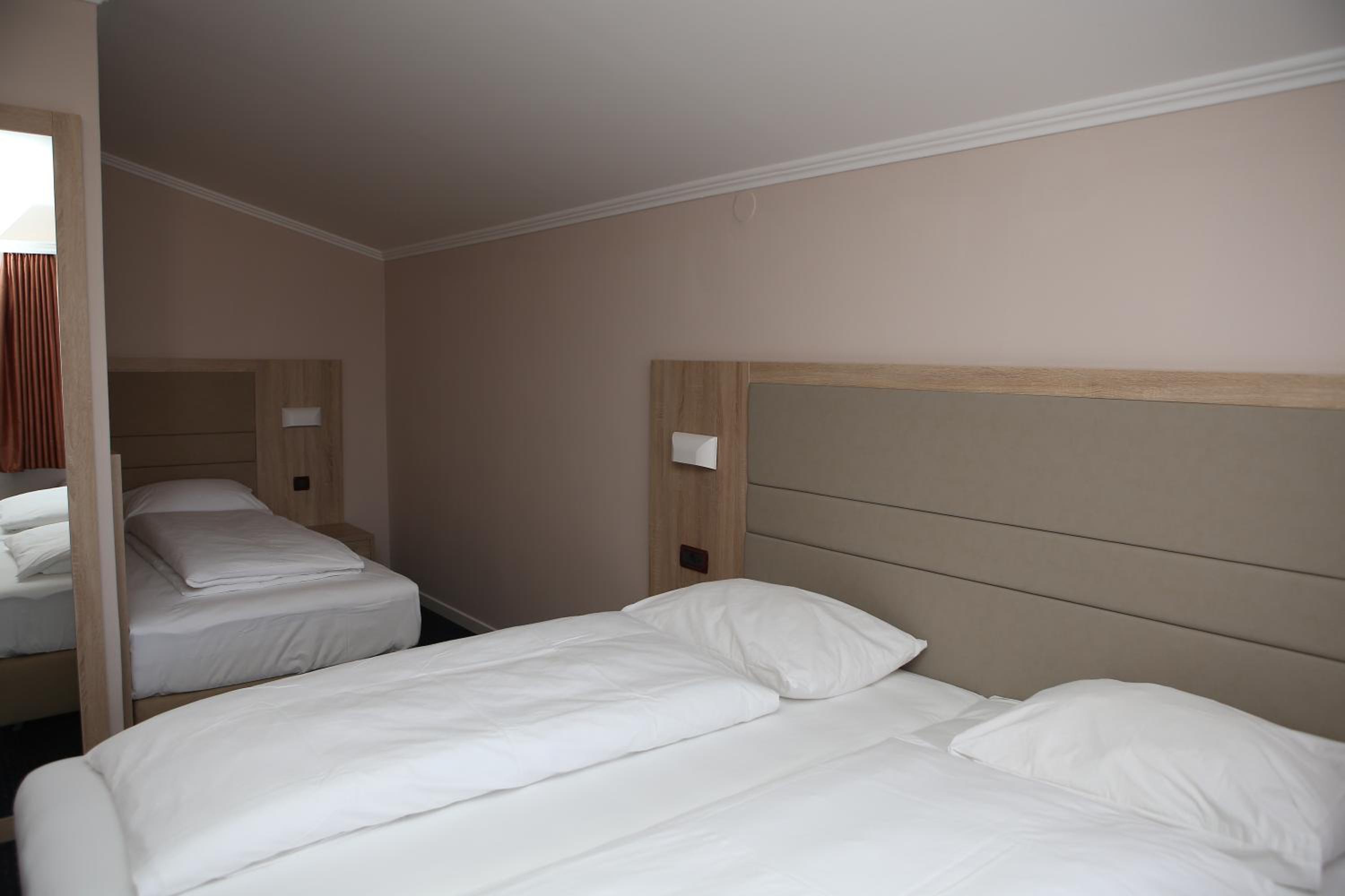 Triple Room - Photo 3