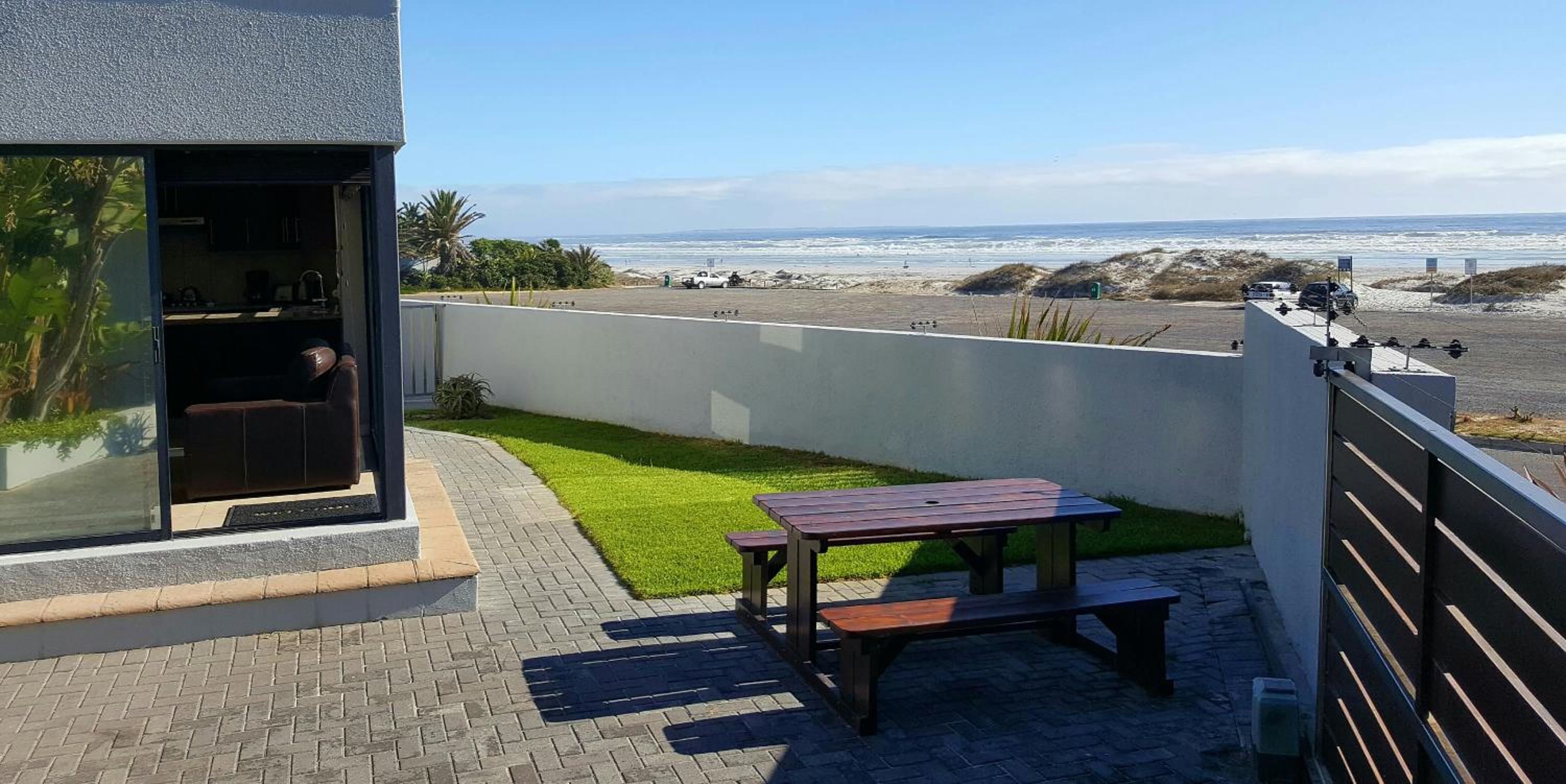 Apartment with Sea View photo 2