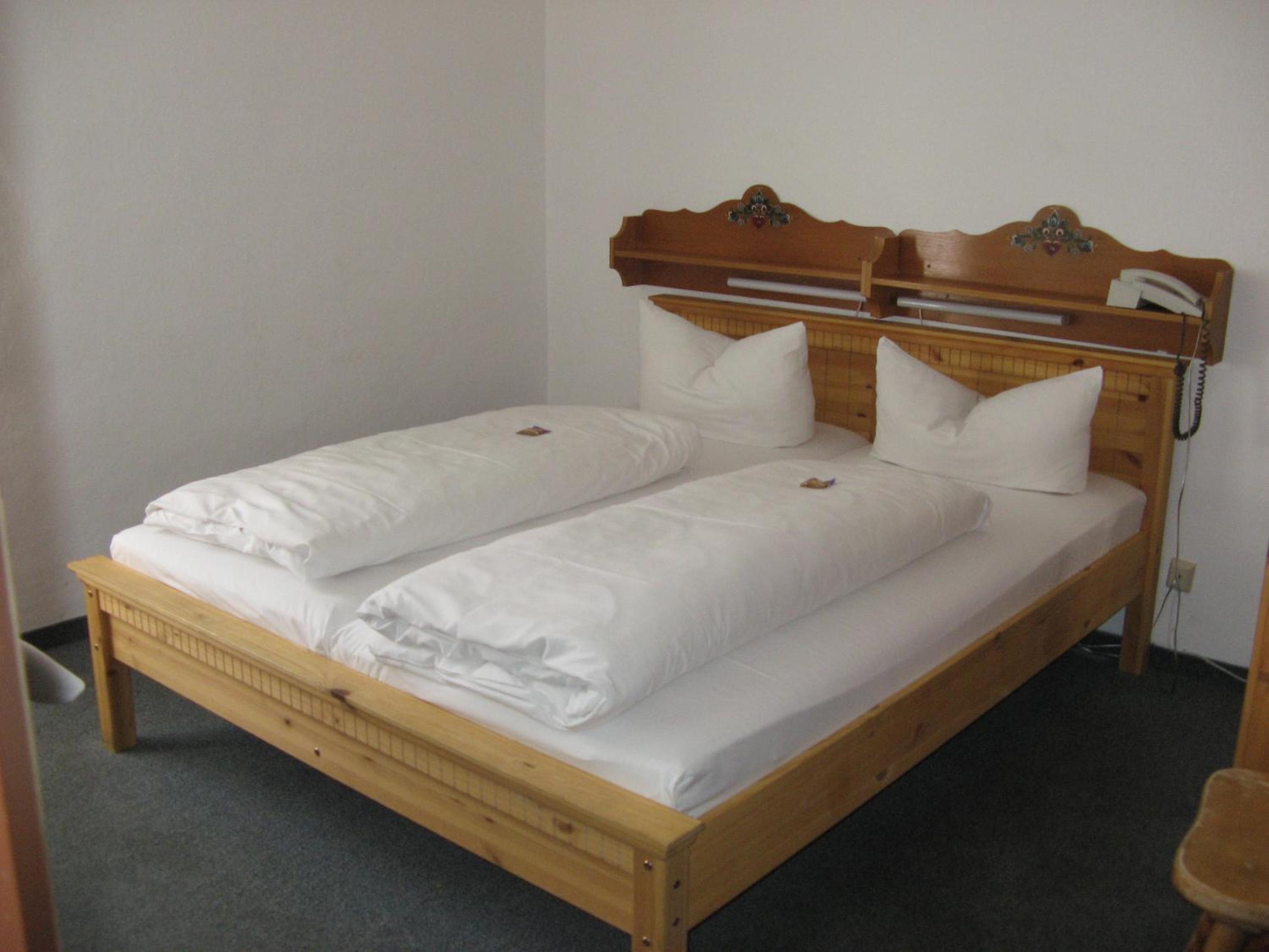 Double Room with Shared Bathroom photo 1