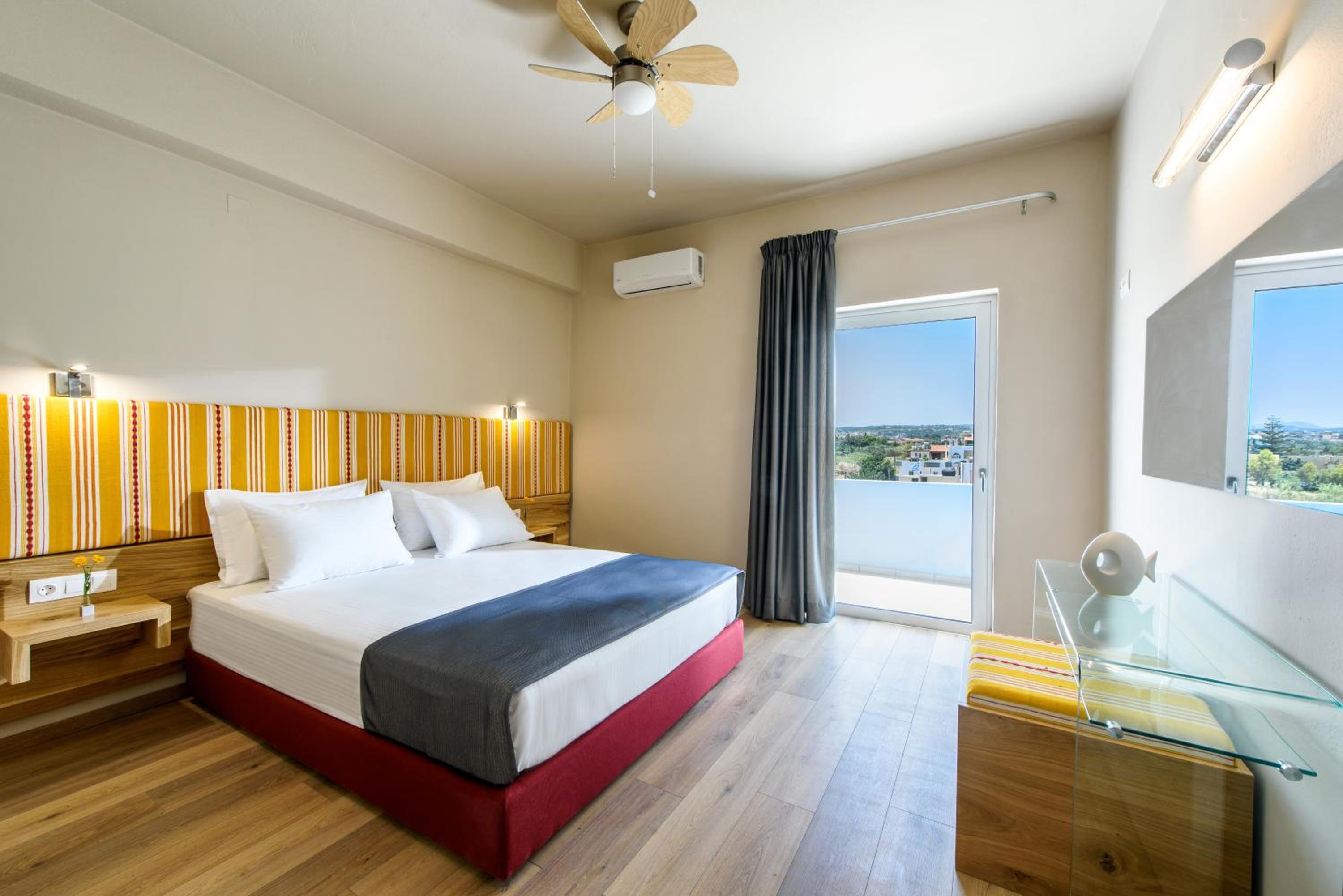 King Suite with Sea View photo 1