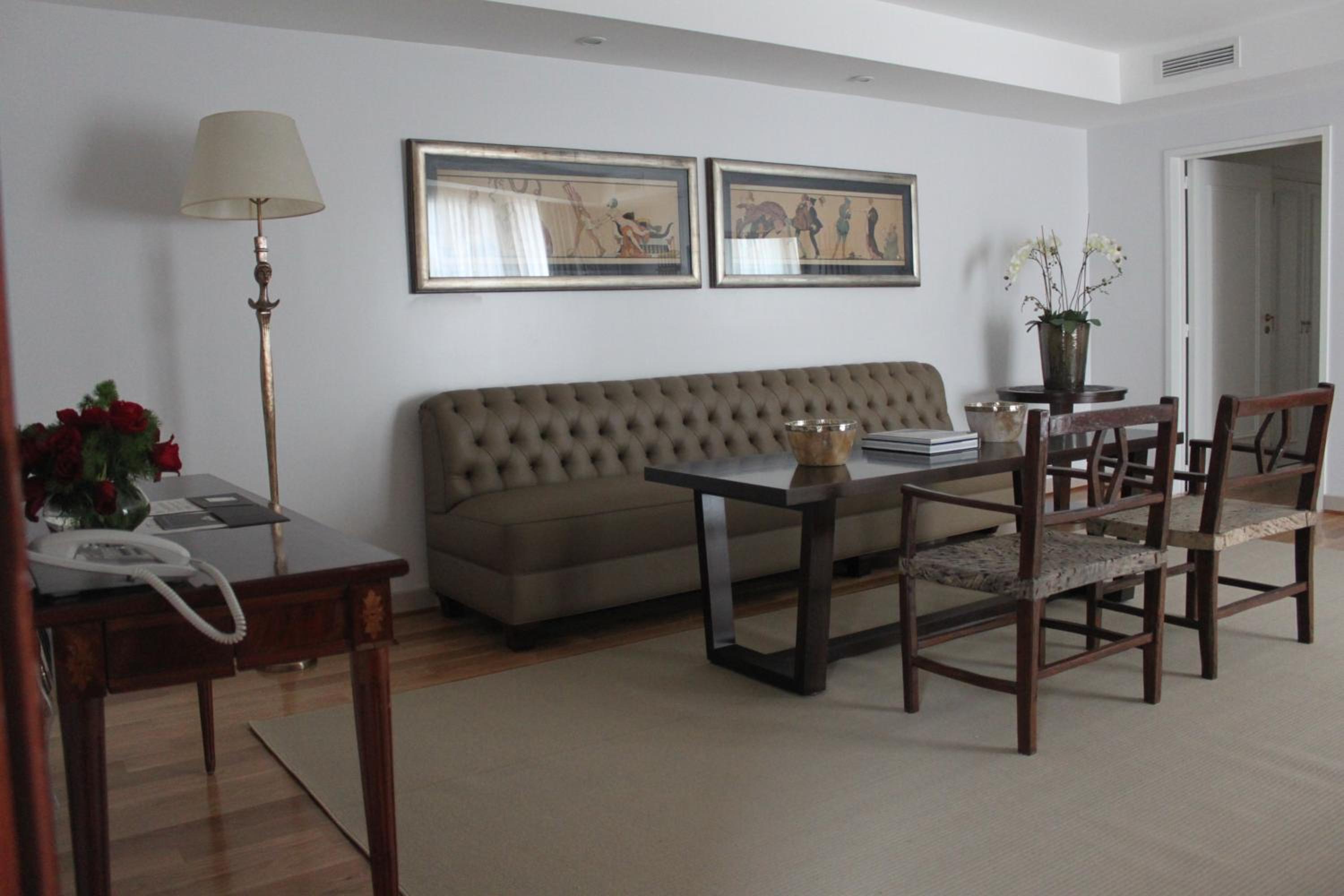 Deluxe Suite with Terrace