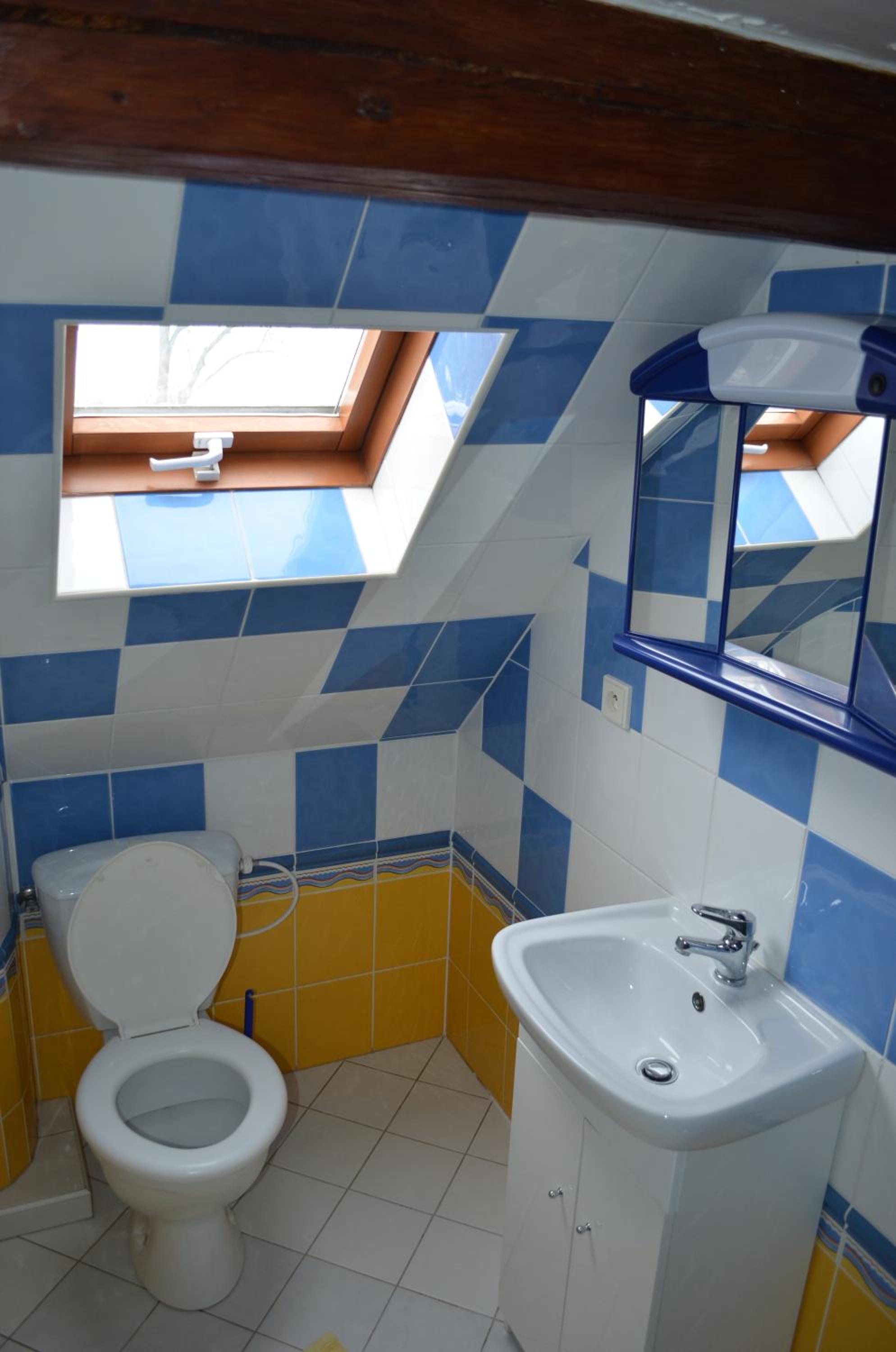One-Bedroom Apartment (4 Adults) photo 3