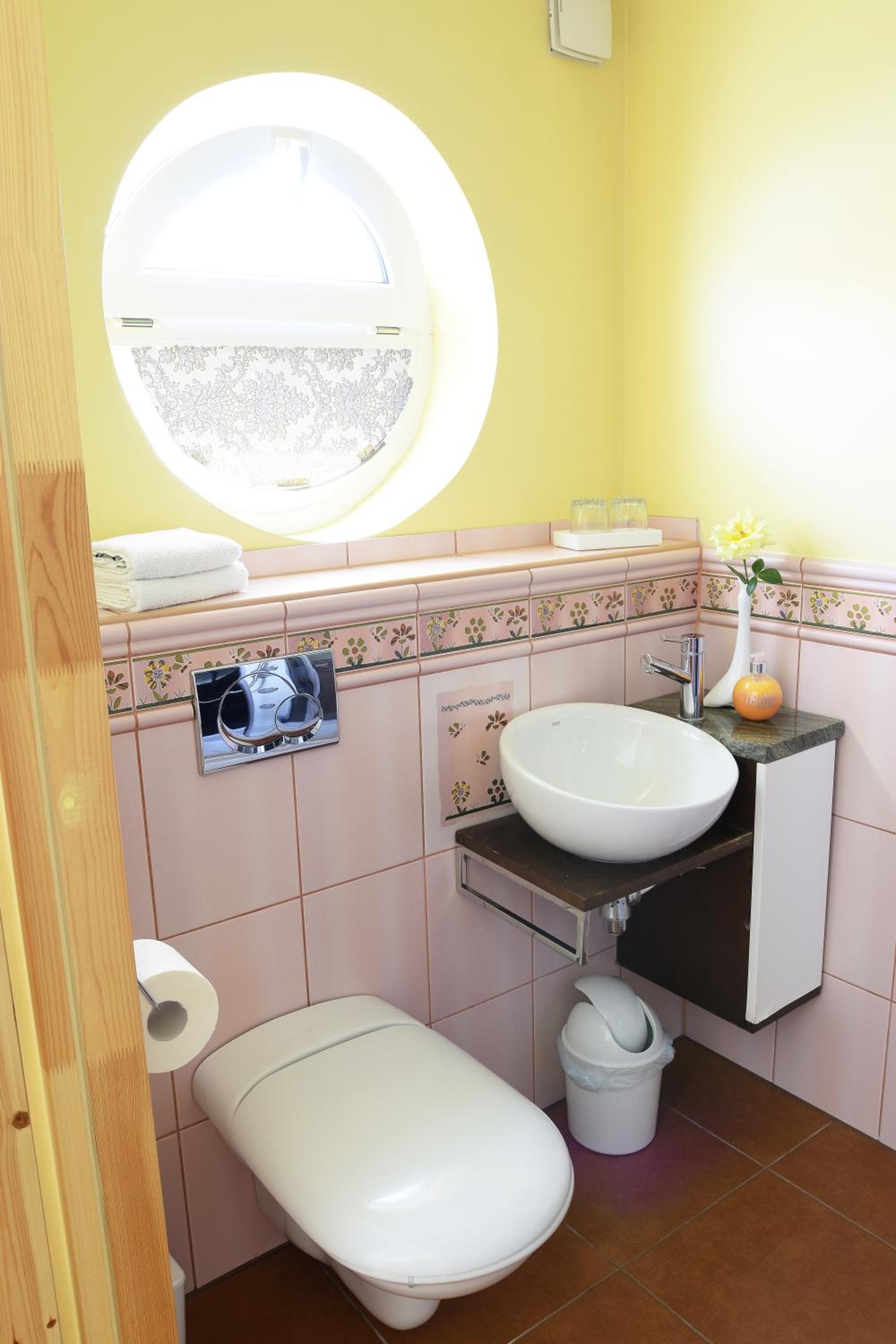 Double Room - Photo 2