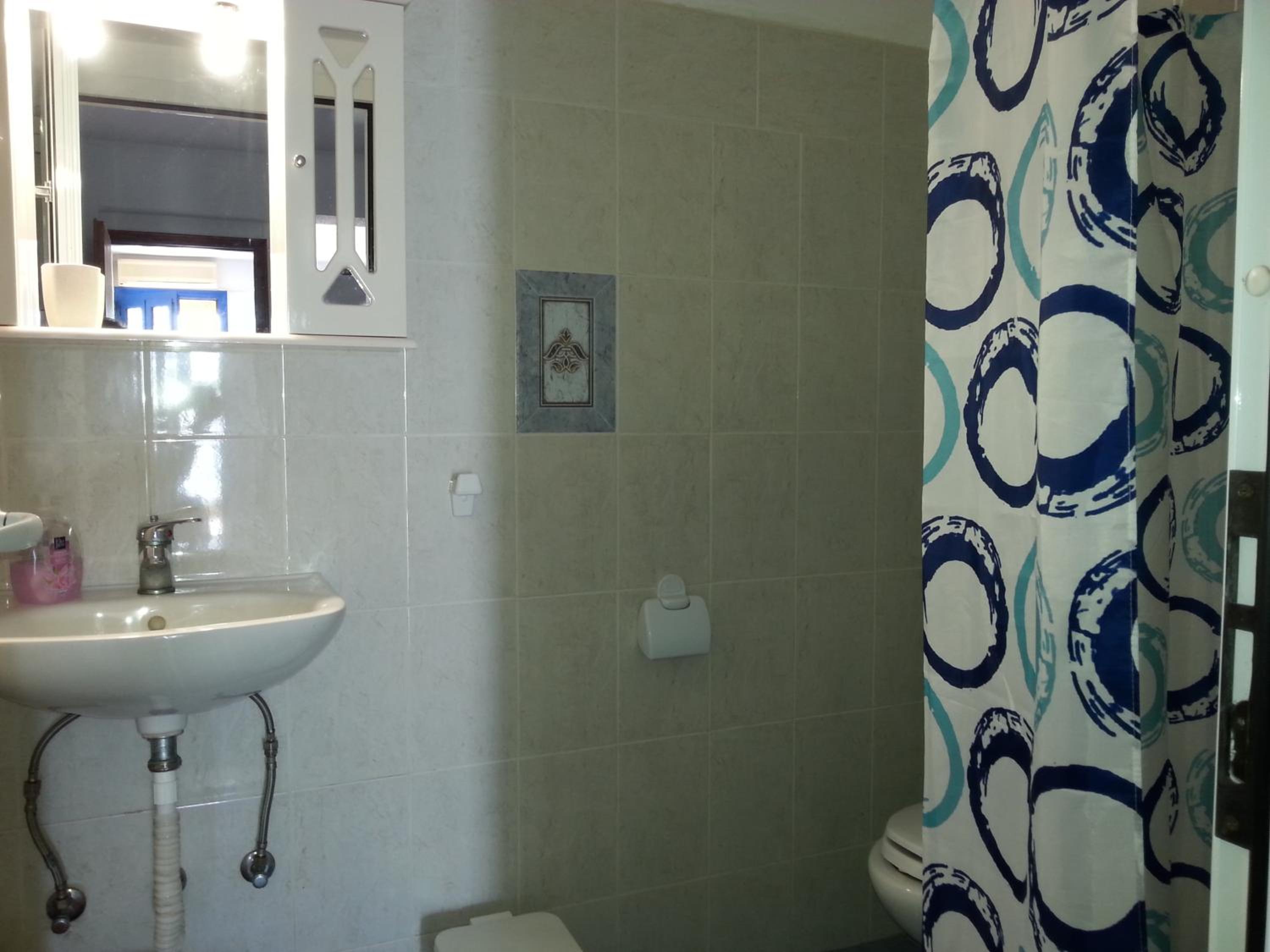 Apartment with Sea View - Photo 21