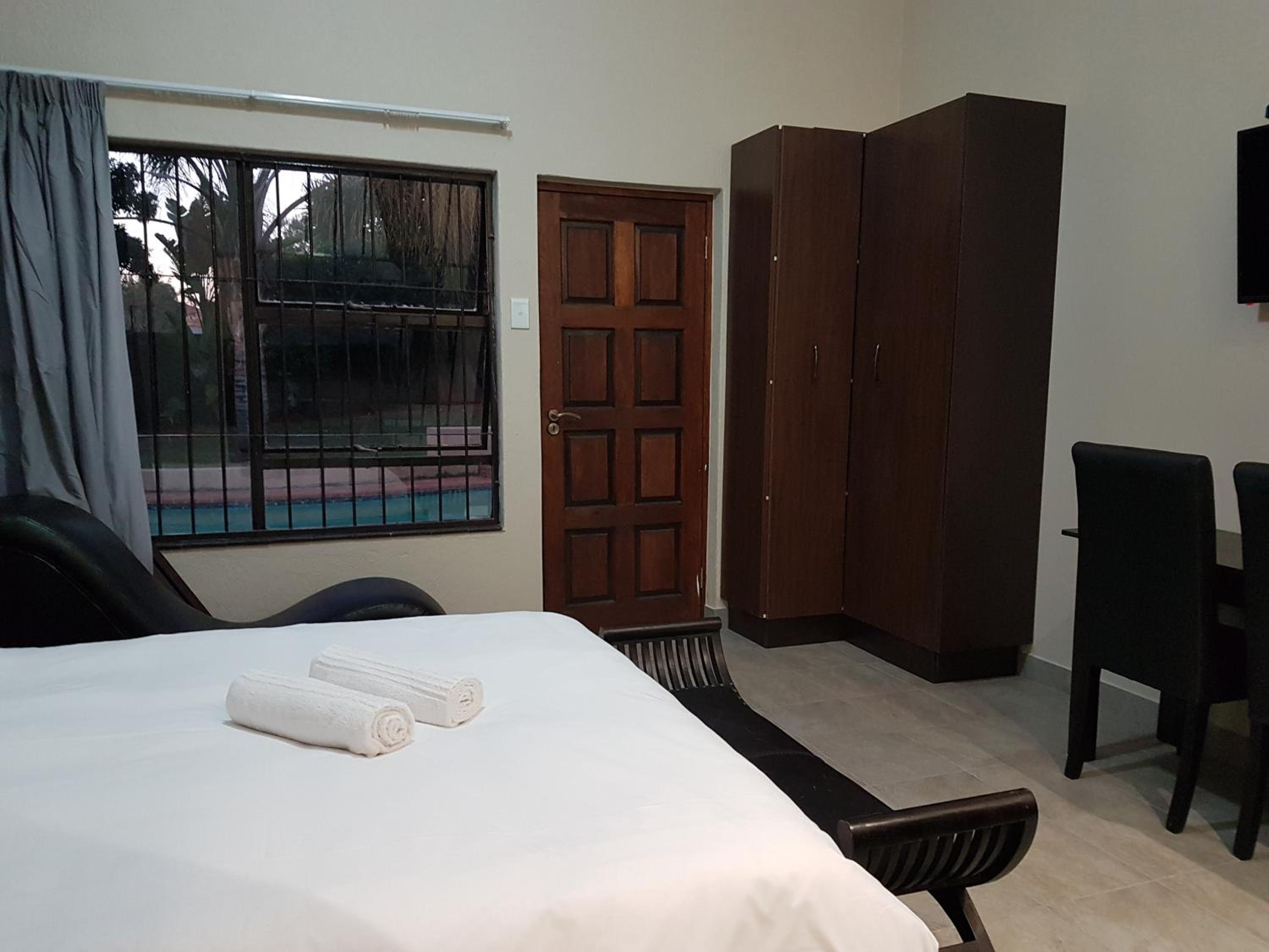 Standard Apartment - Photo 7