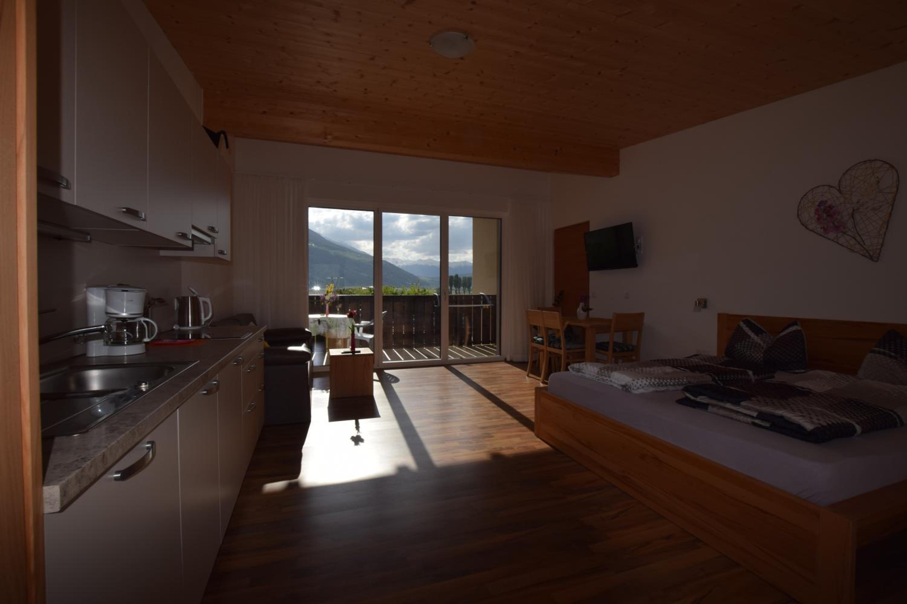 Studio Apartment