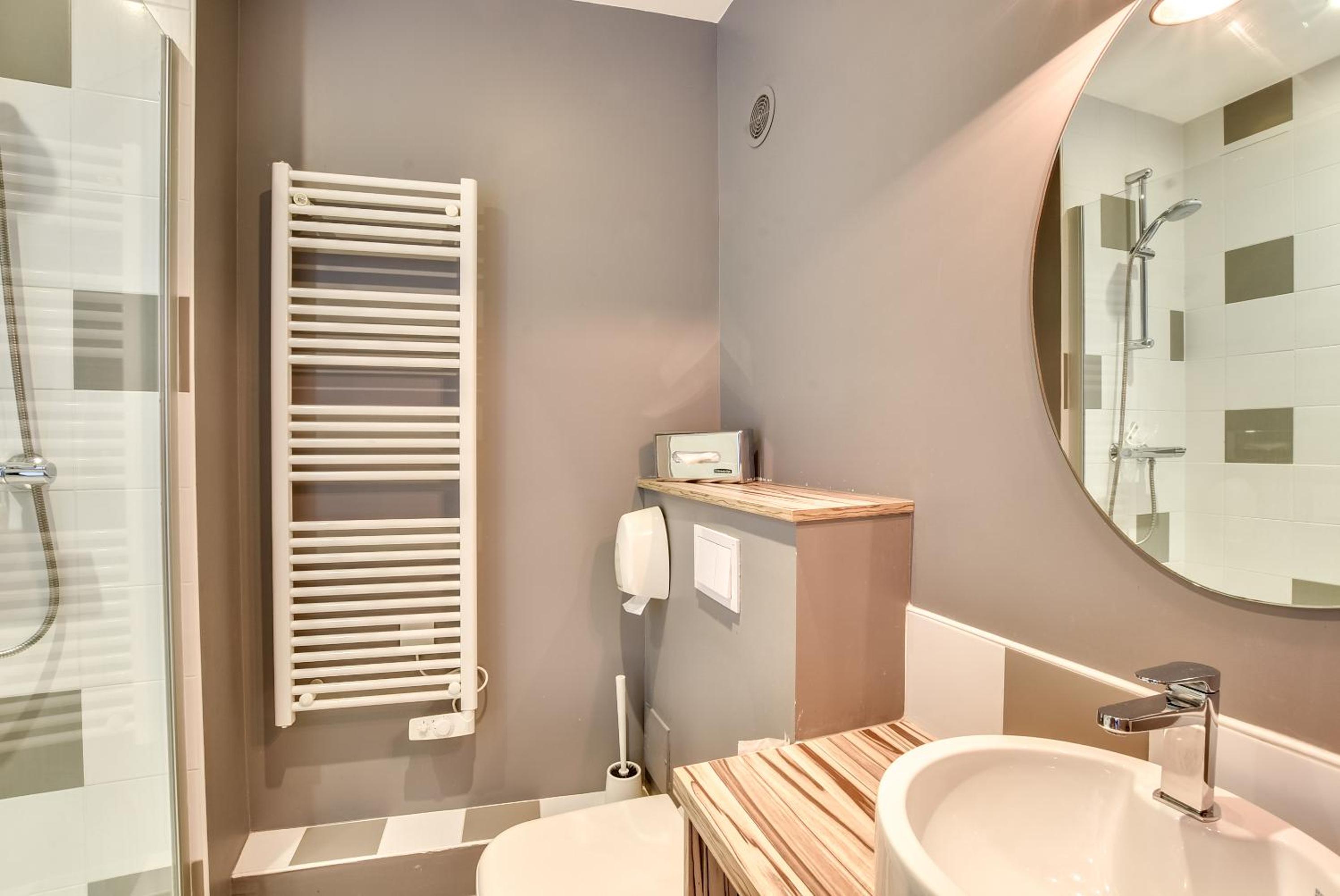 Double Room - Photo 3