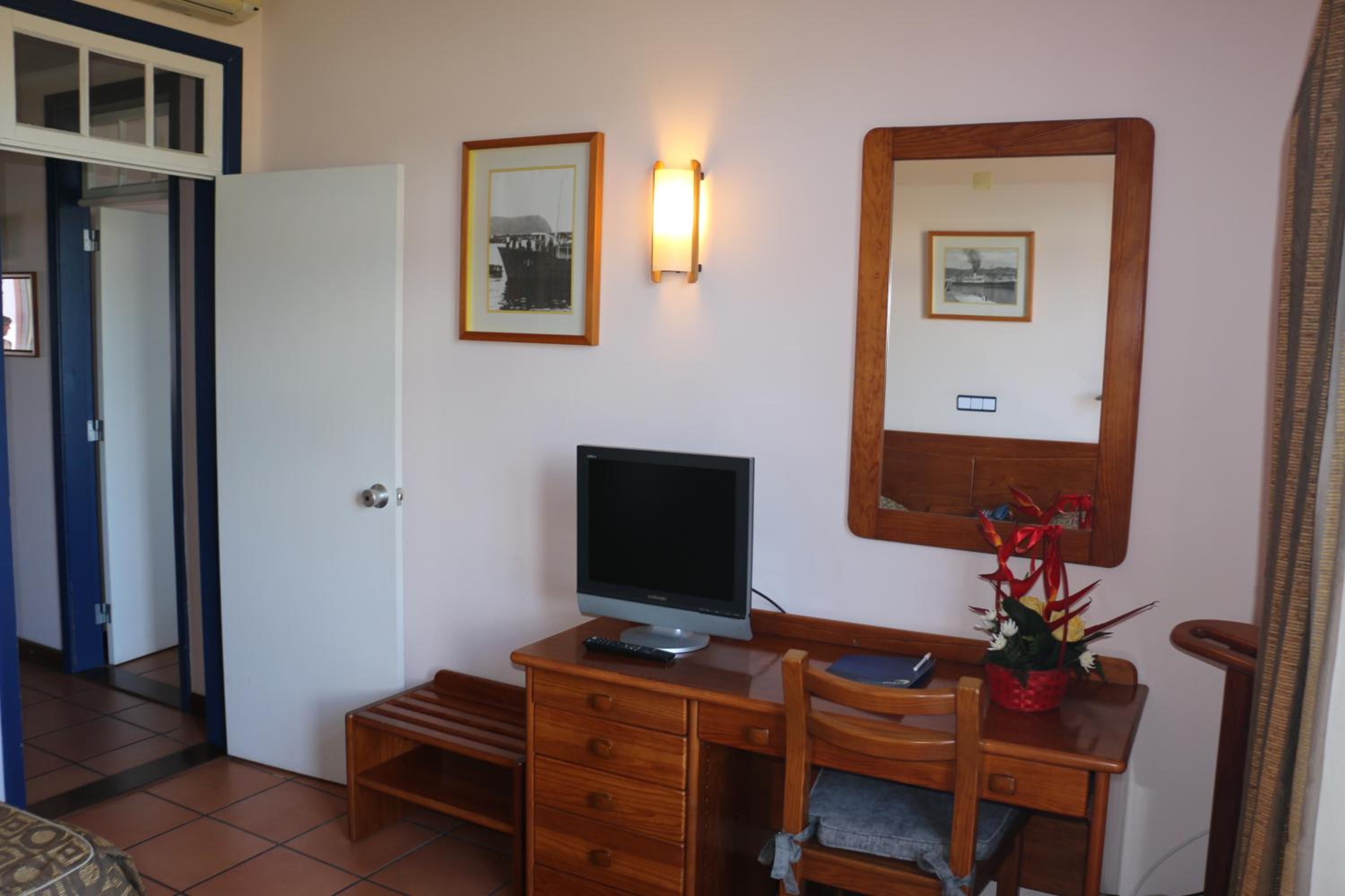 Duplex Apartment with Sea View - Photo 18