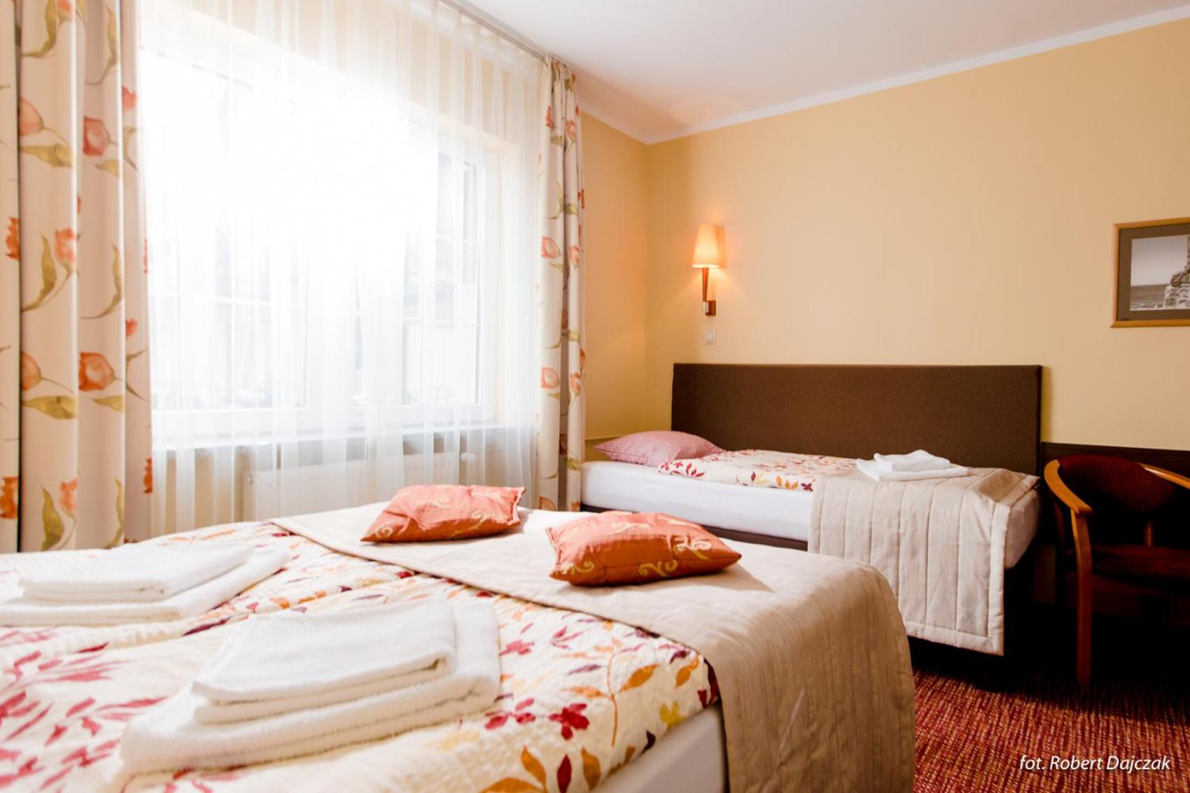 Triple Room - Photo 13