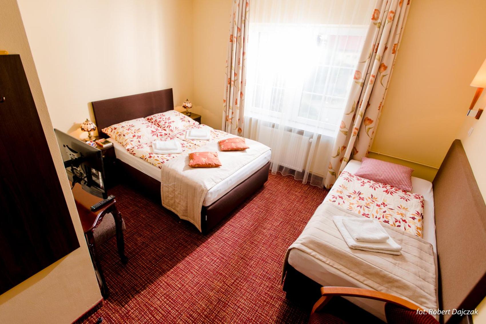 Triple Room - Photo 2