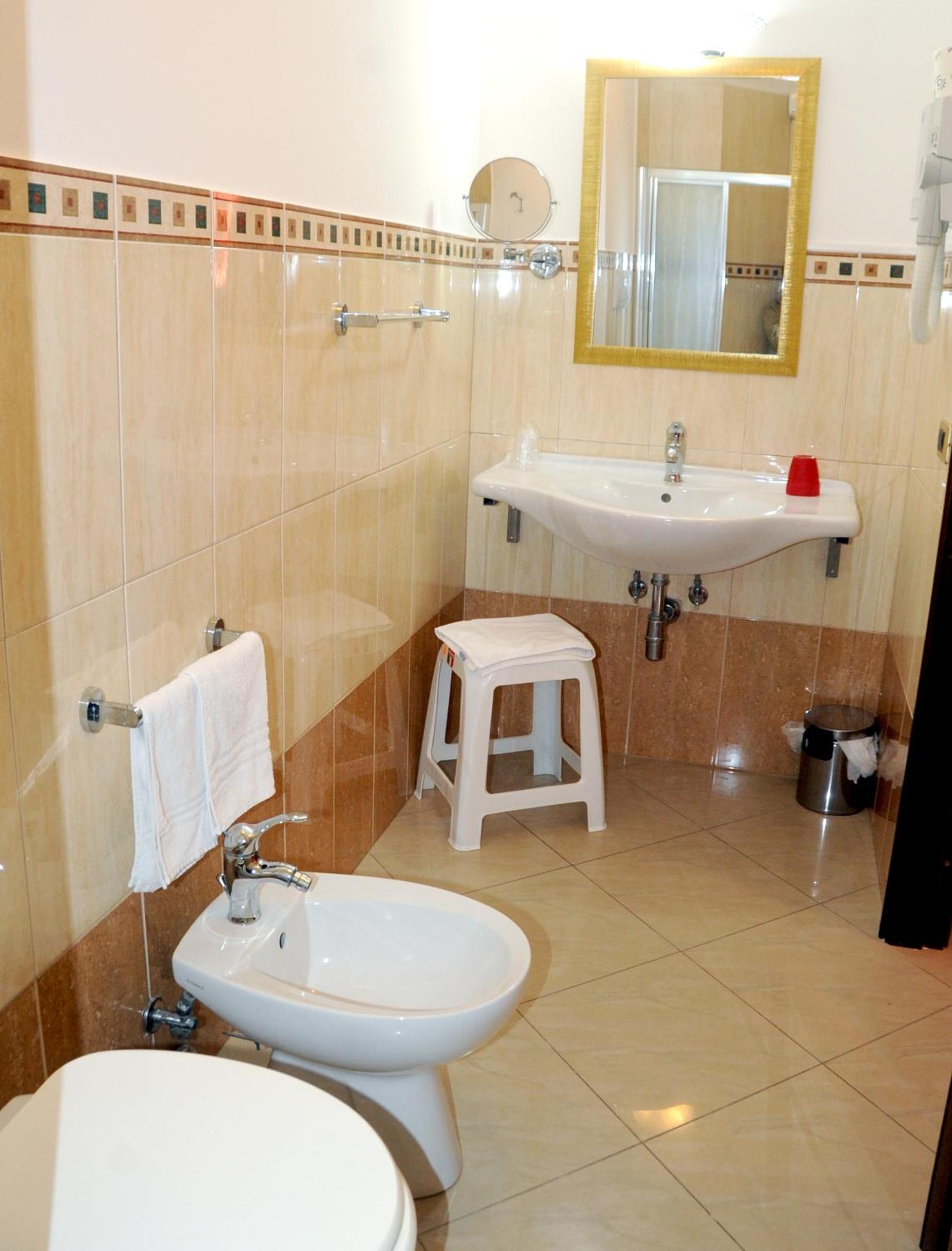 Budget Double or Twin Room photo 2