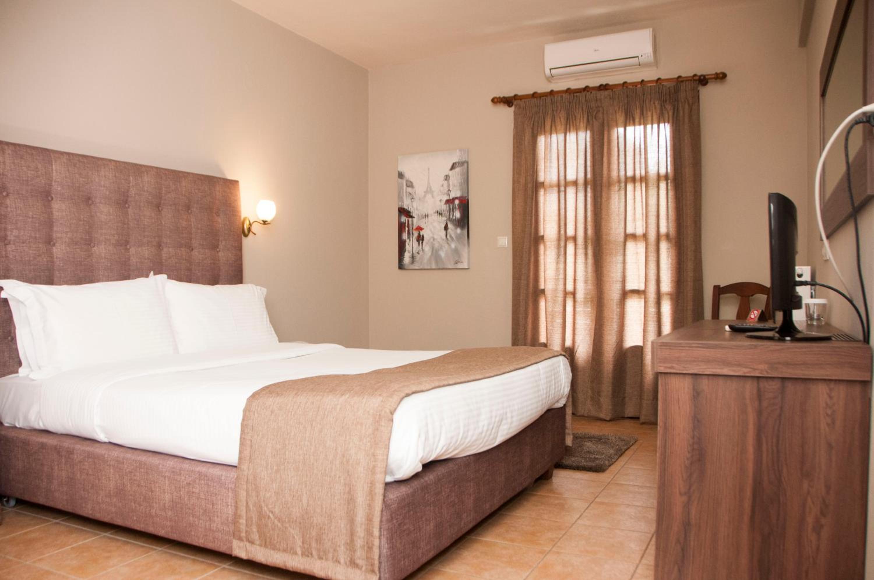Double Room Ground Floor with Garden & Meteora View  photo 1