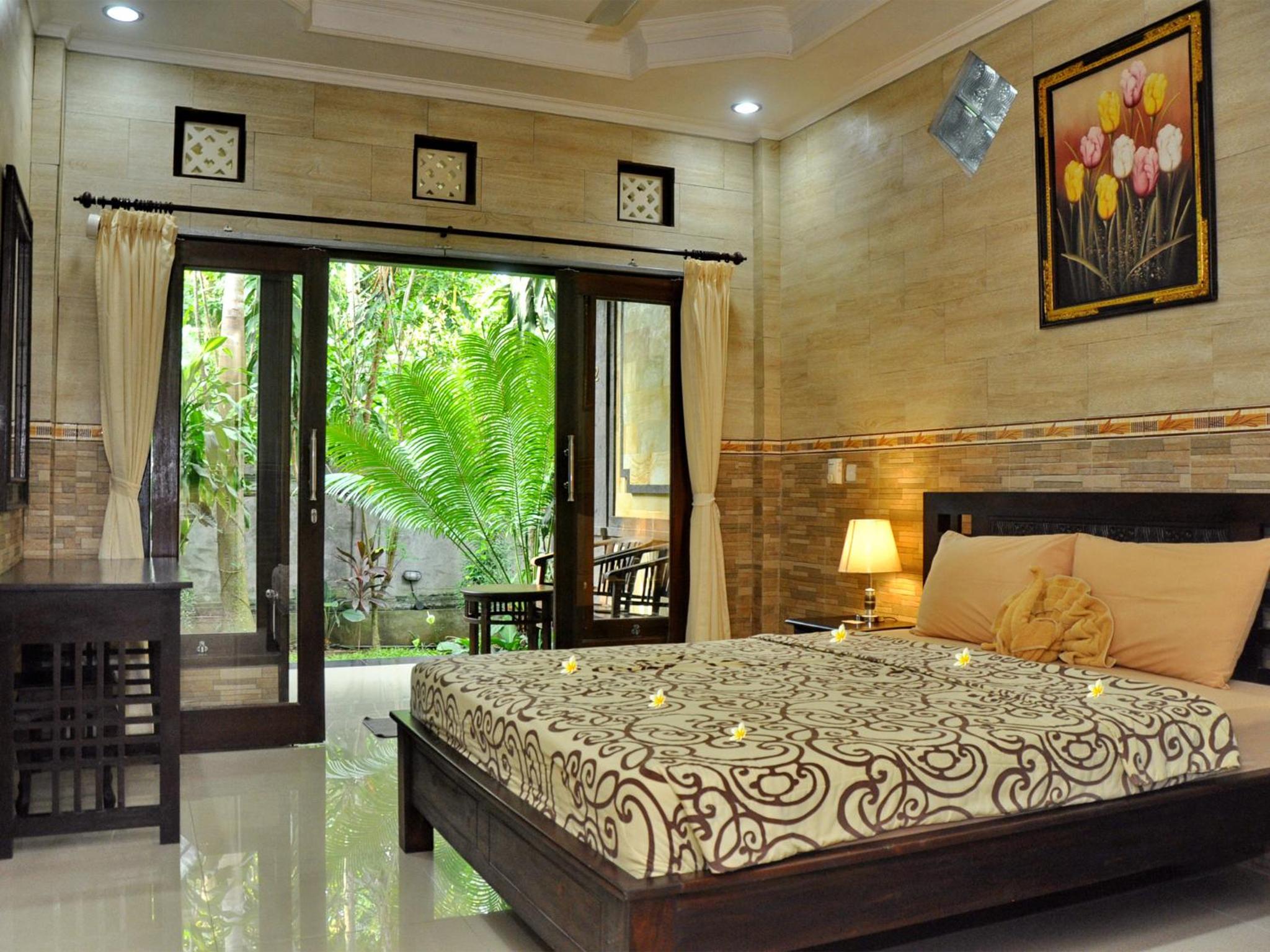 Double Room with Balcony - Photo 1