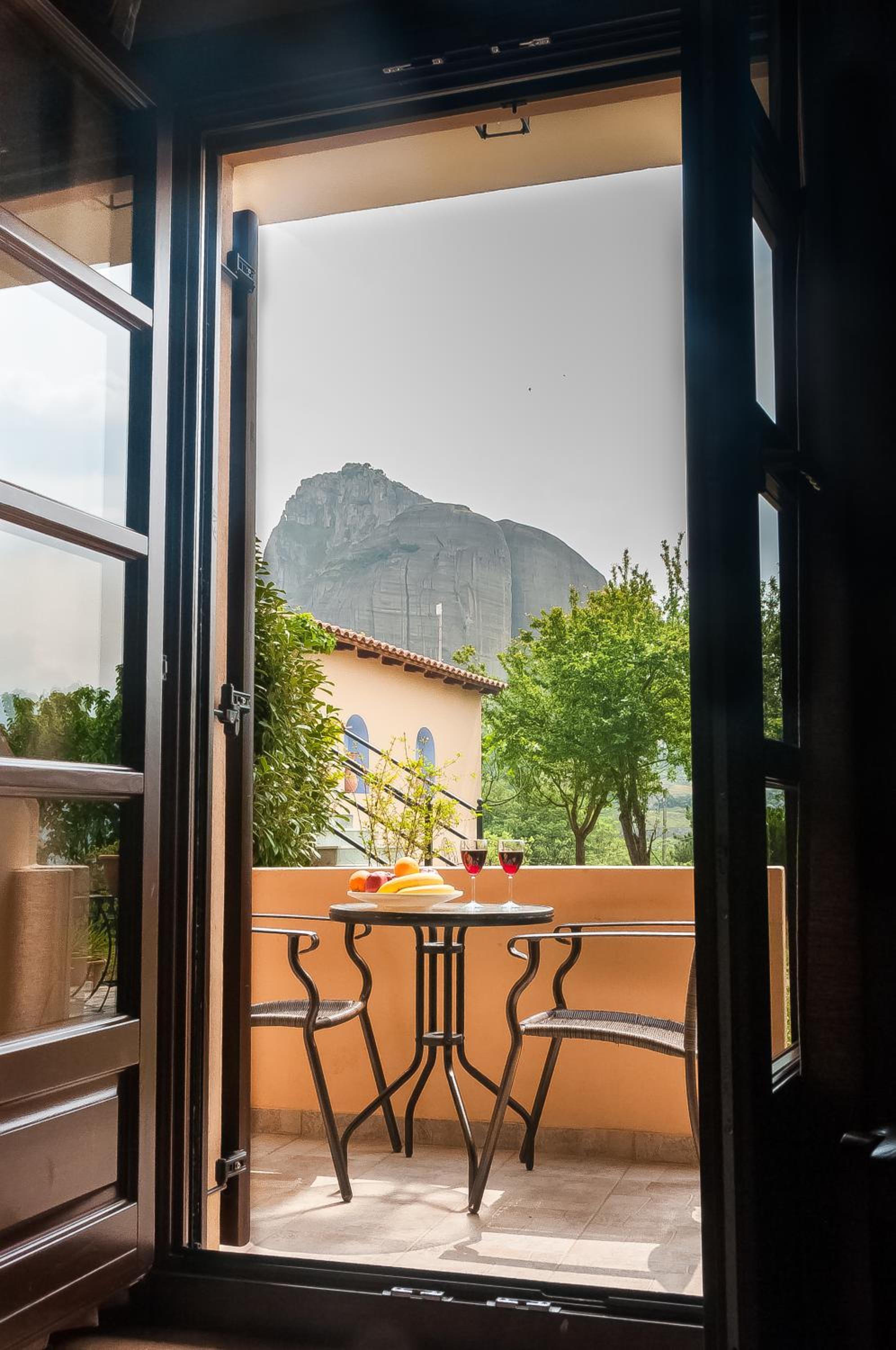 Double Room Ground Floor with Garden & Meteora View  photo 3