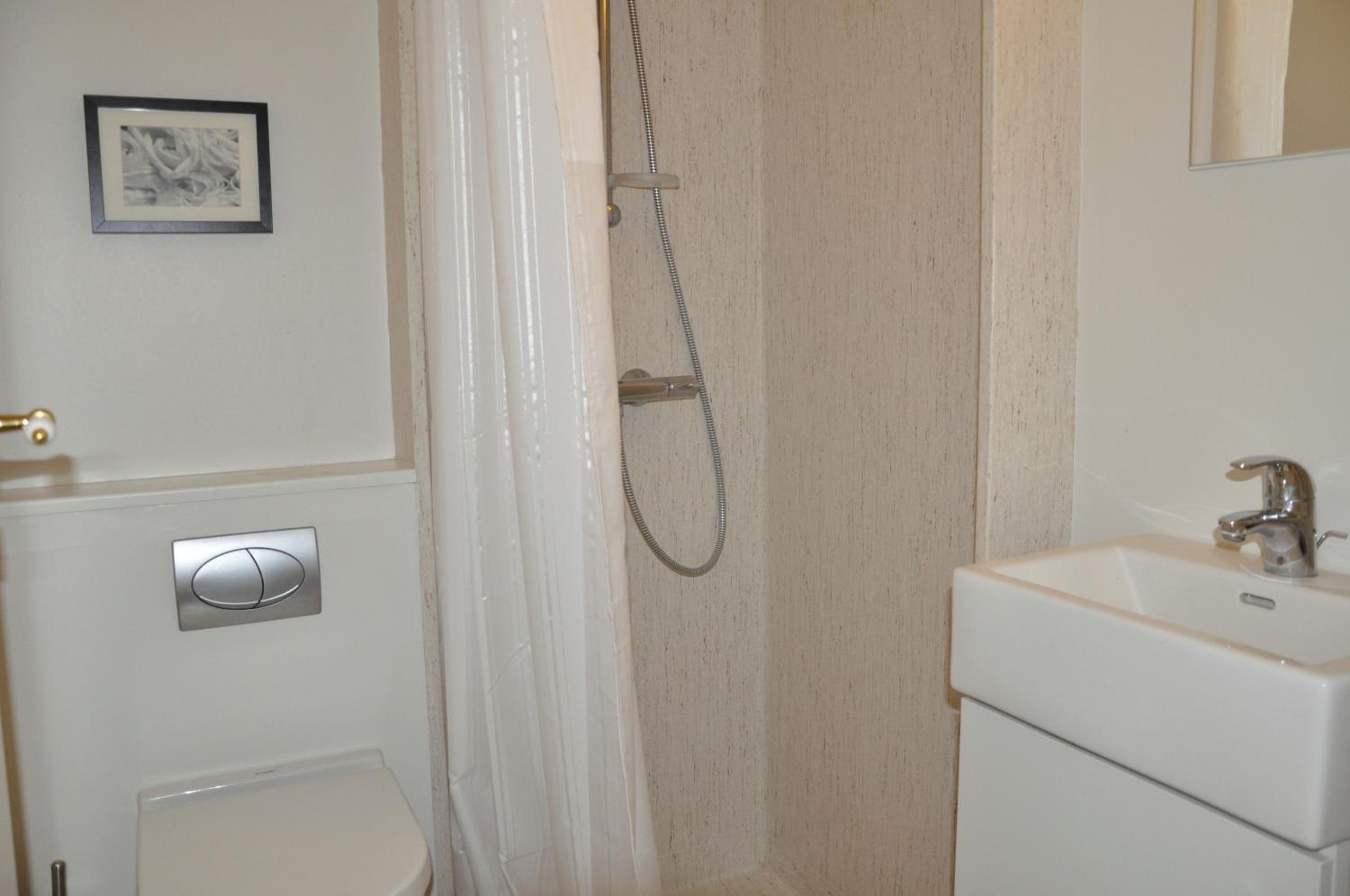 Triple Room - Photo 5