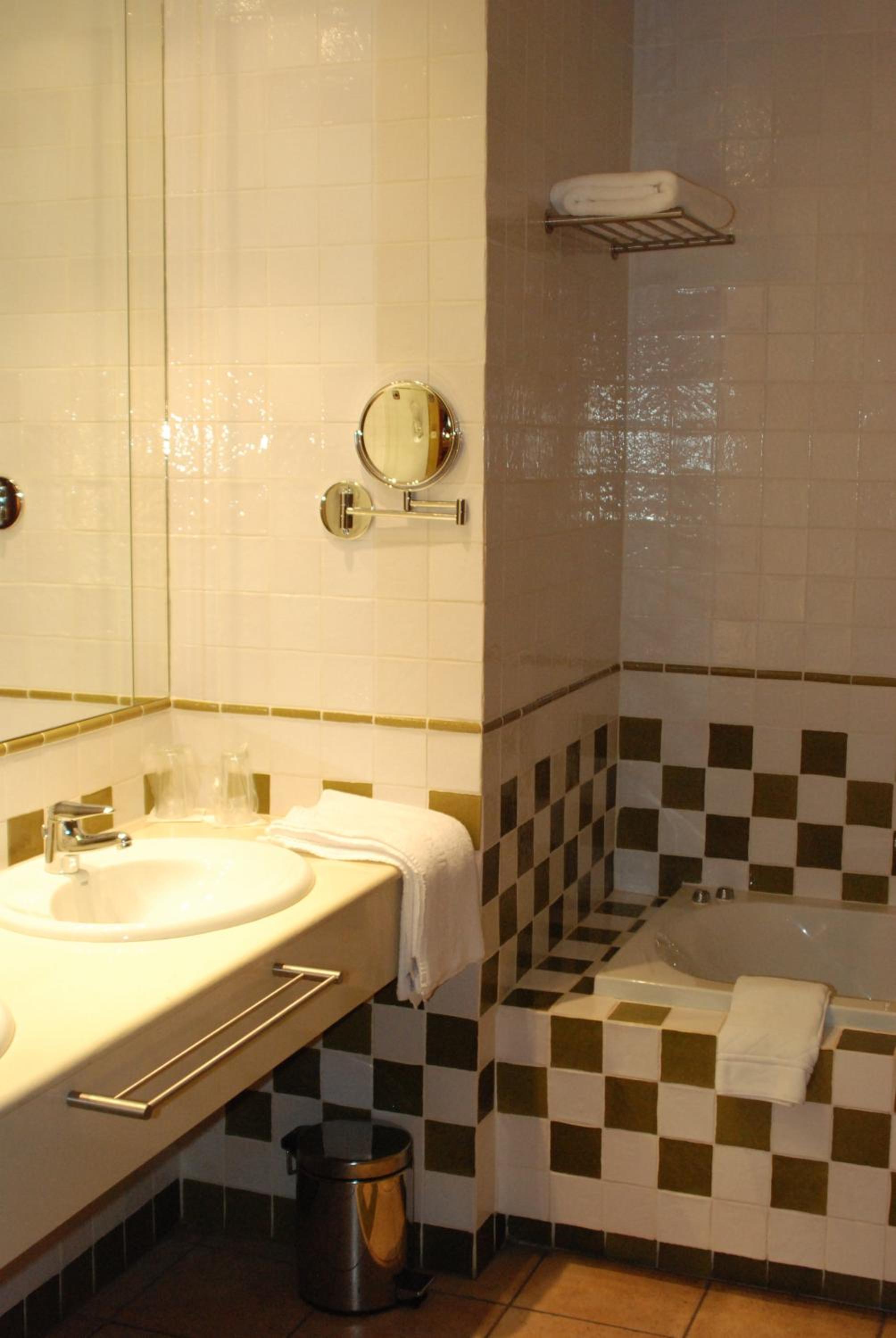 Double Room - Photo 4