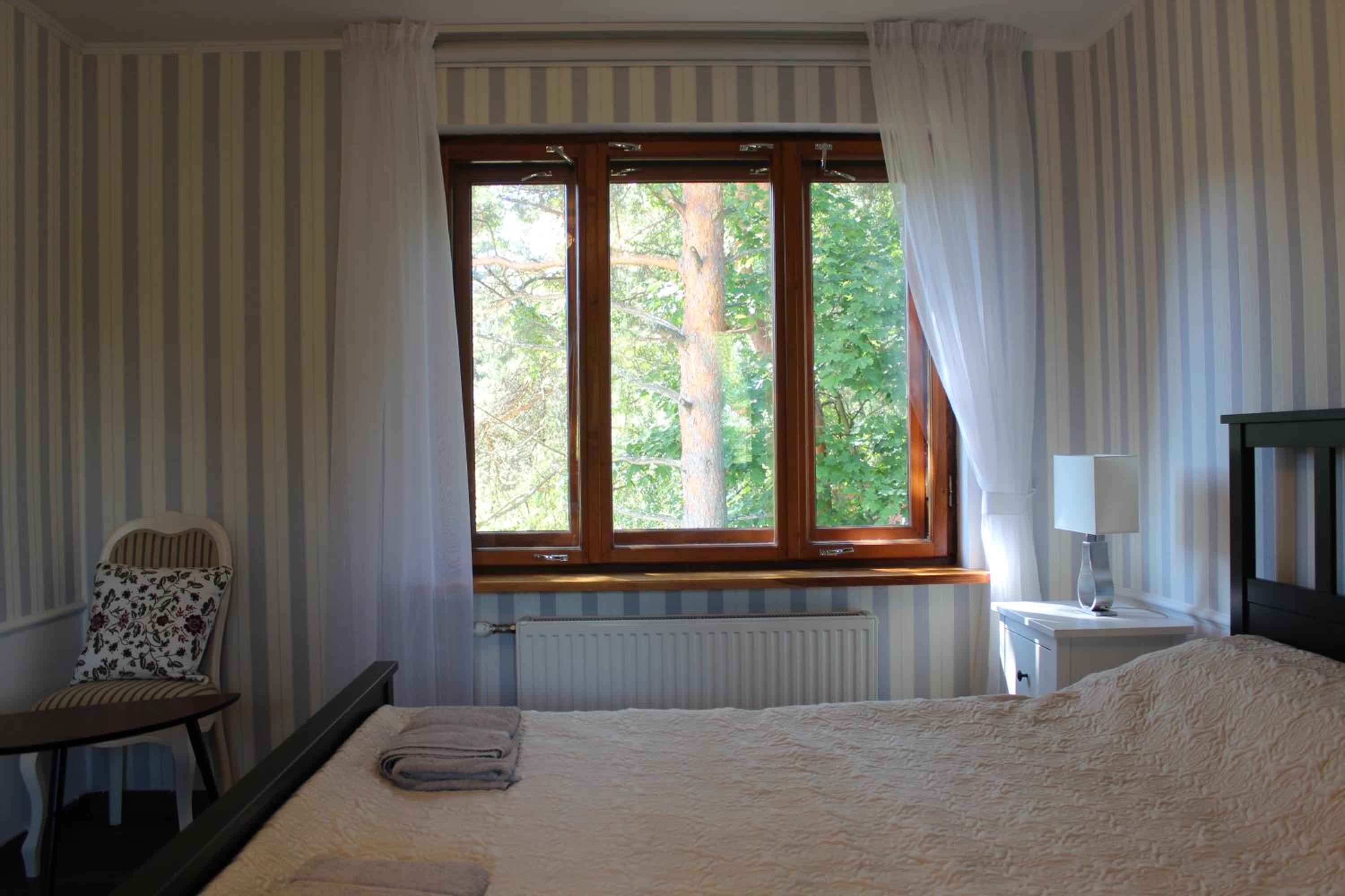 Apartment with Garden View
