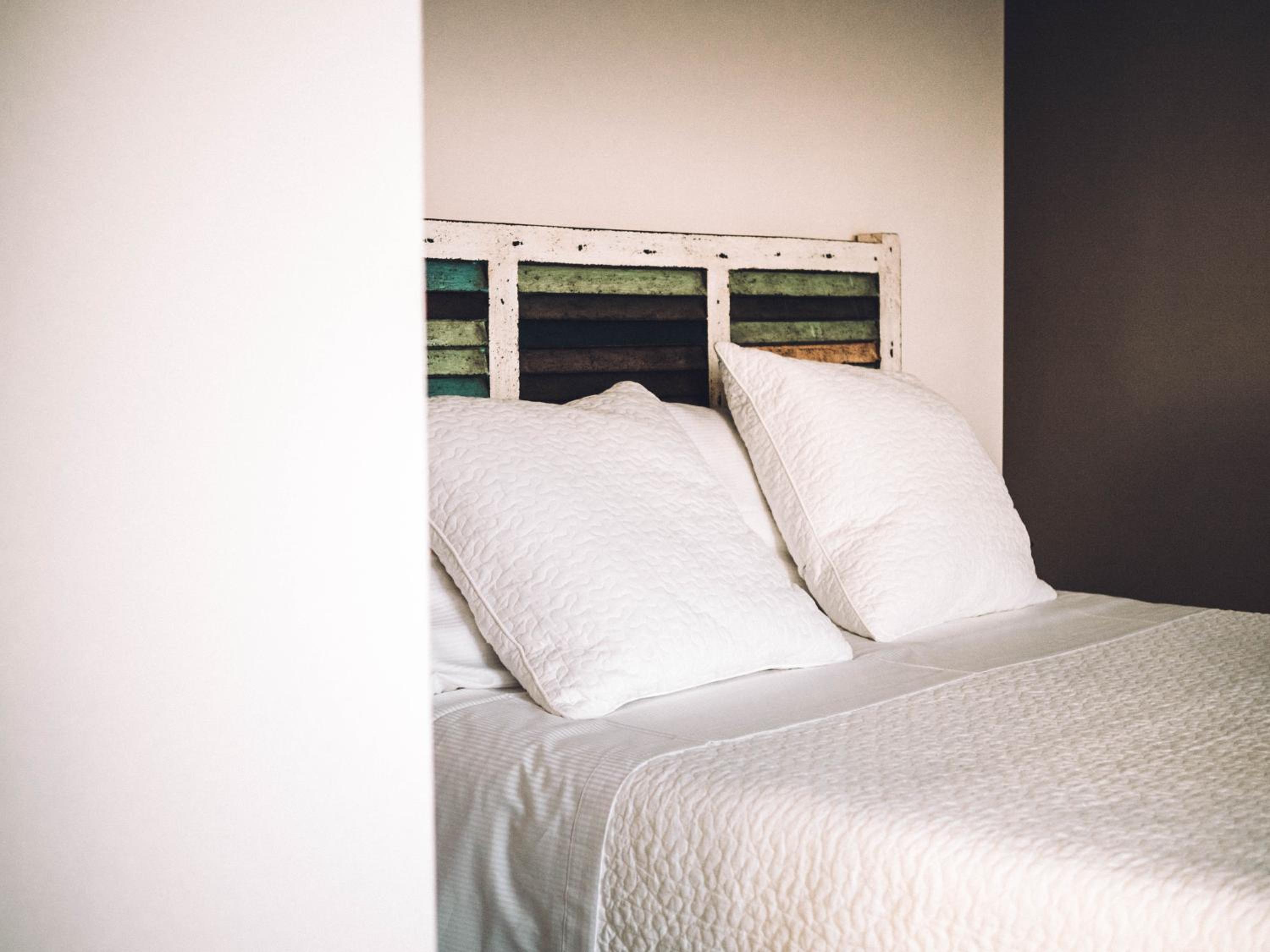 Deluxe Double Room with Balcony and Sea View - Photo 15