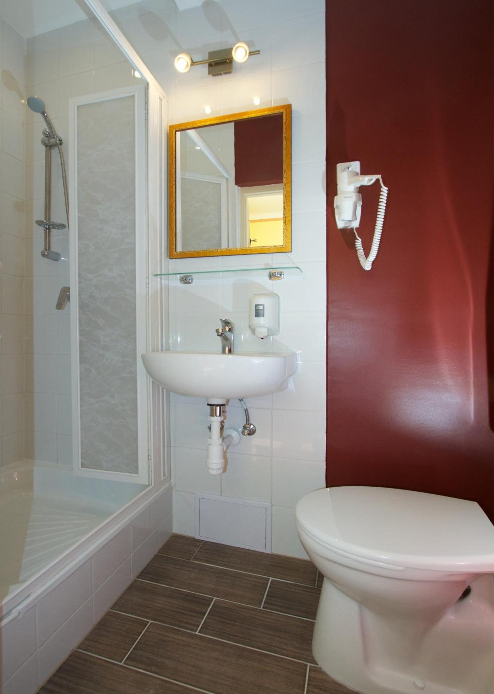 Double Room - Photo 2