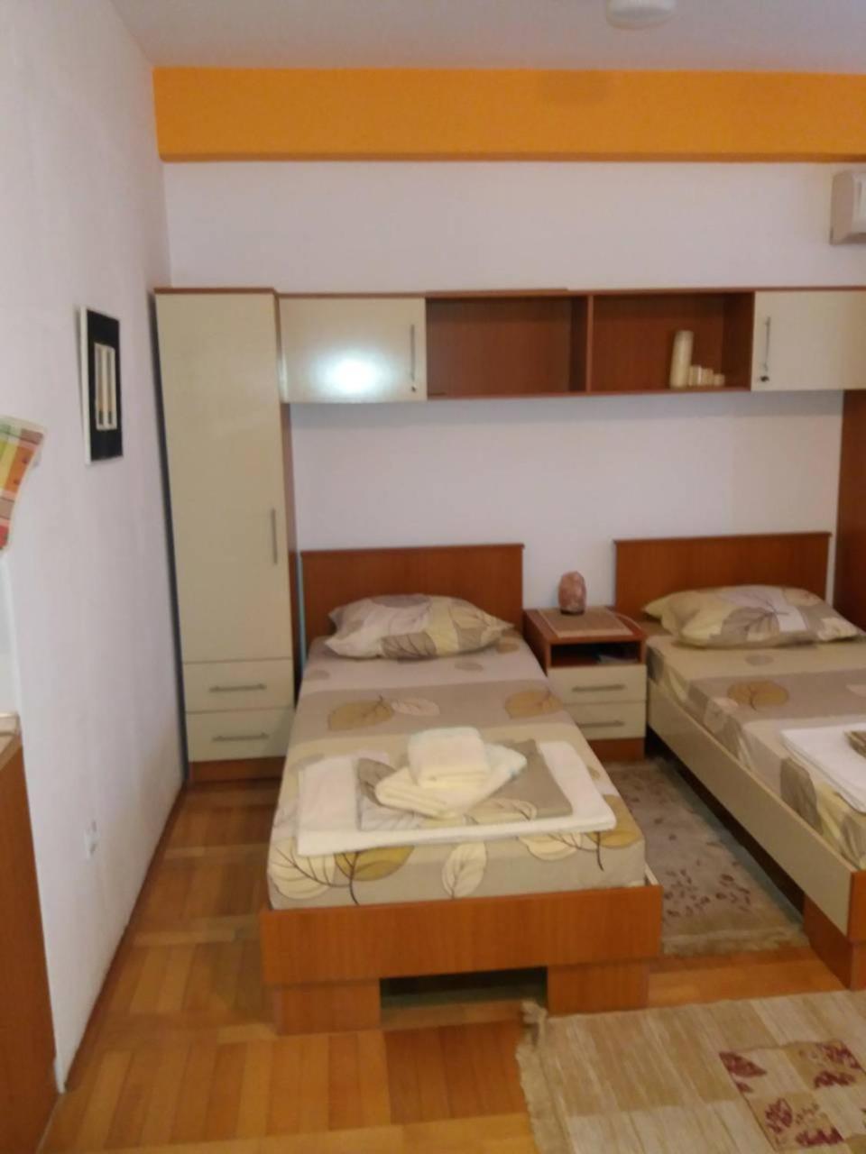Studio Apartment photo 3