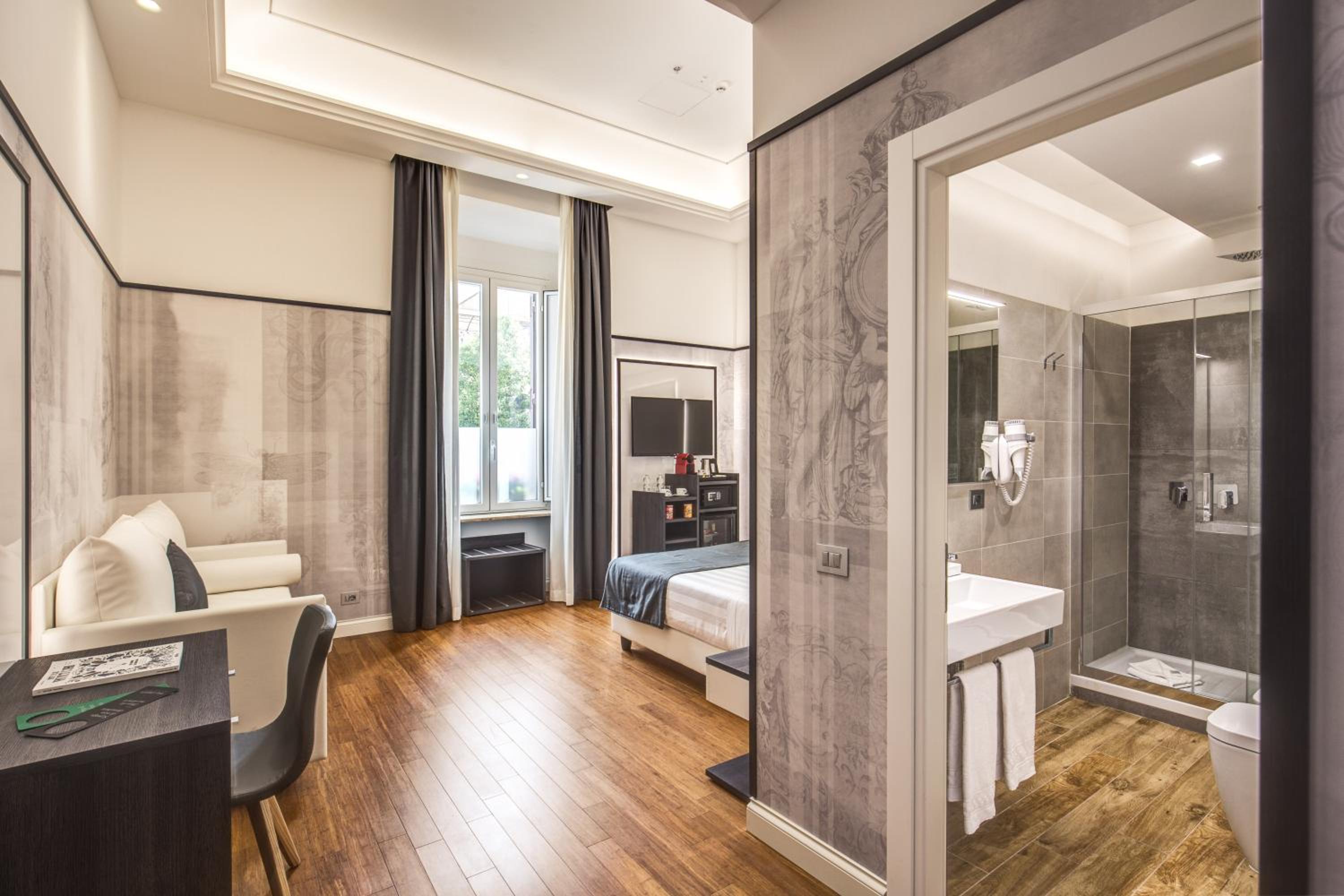 Superior Triple Room