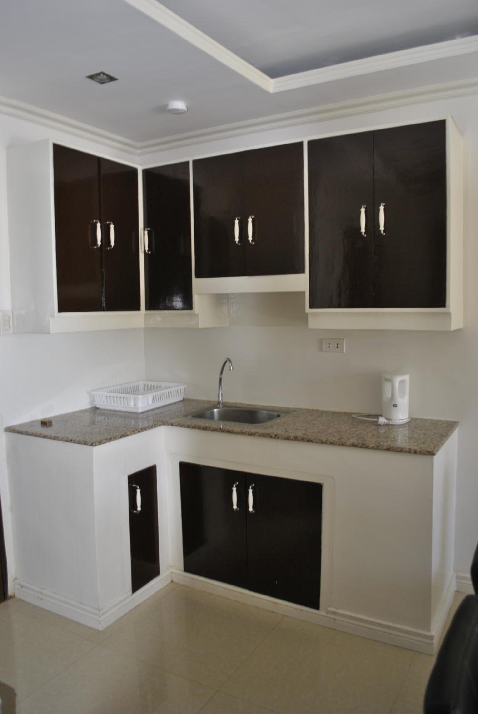 Apartment with Sea View - Photo 6