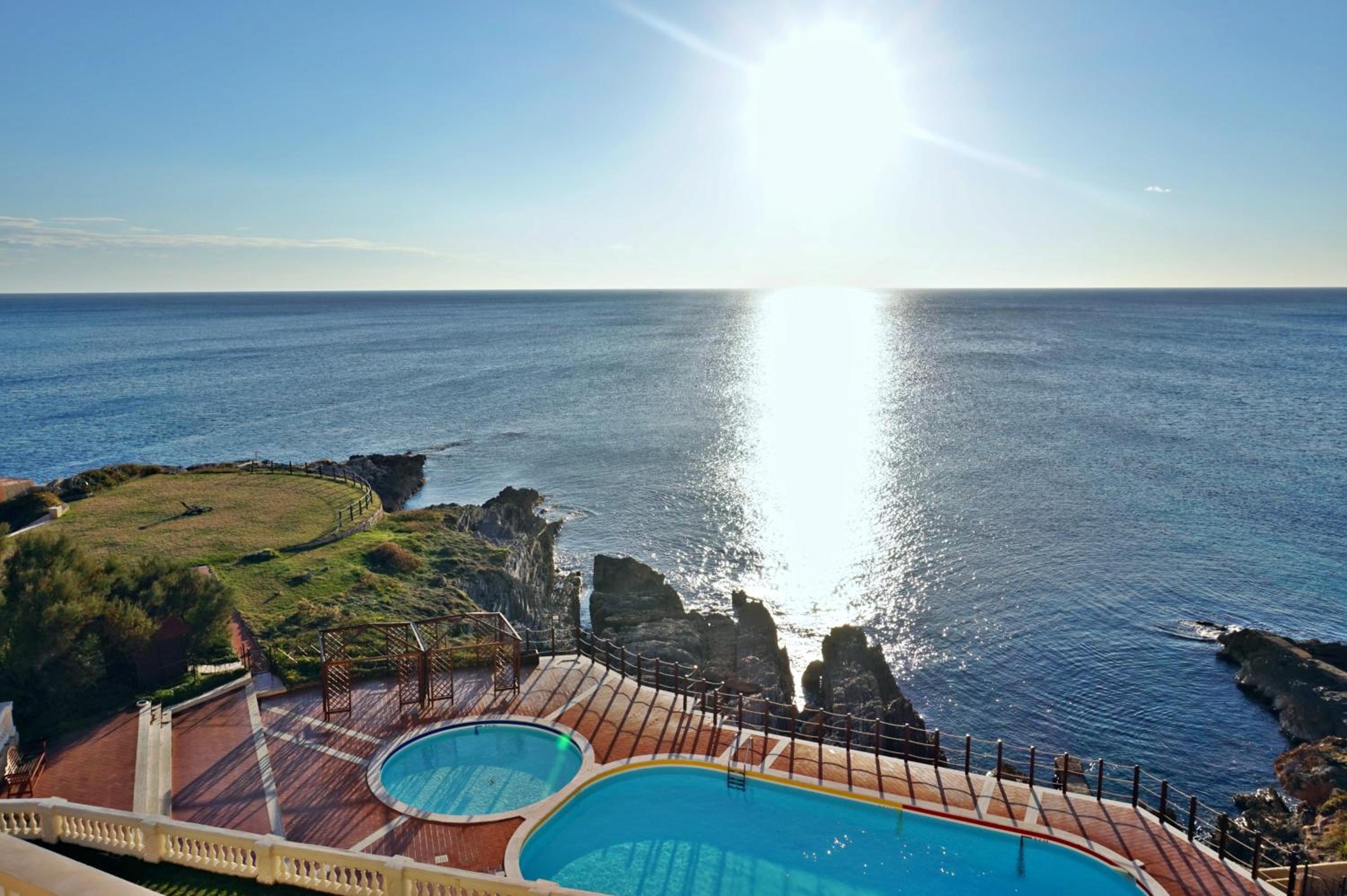 Suite with Sea View and Balcony - Photo 7
