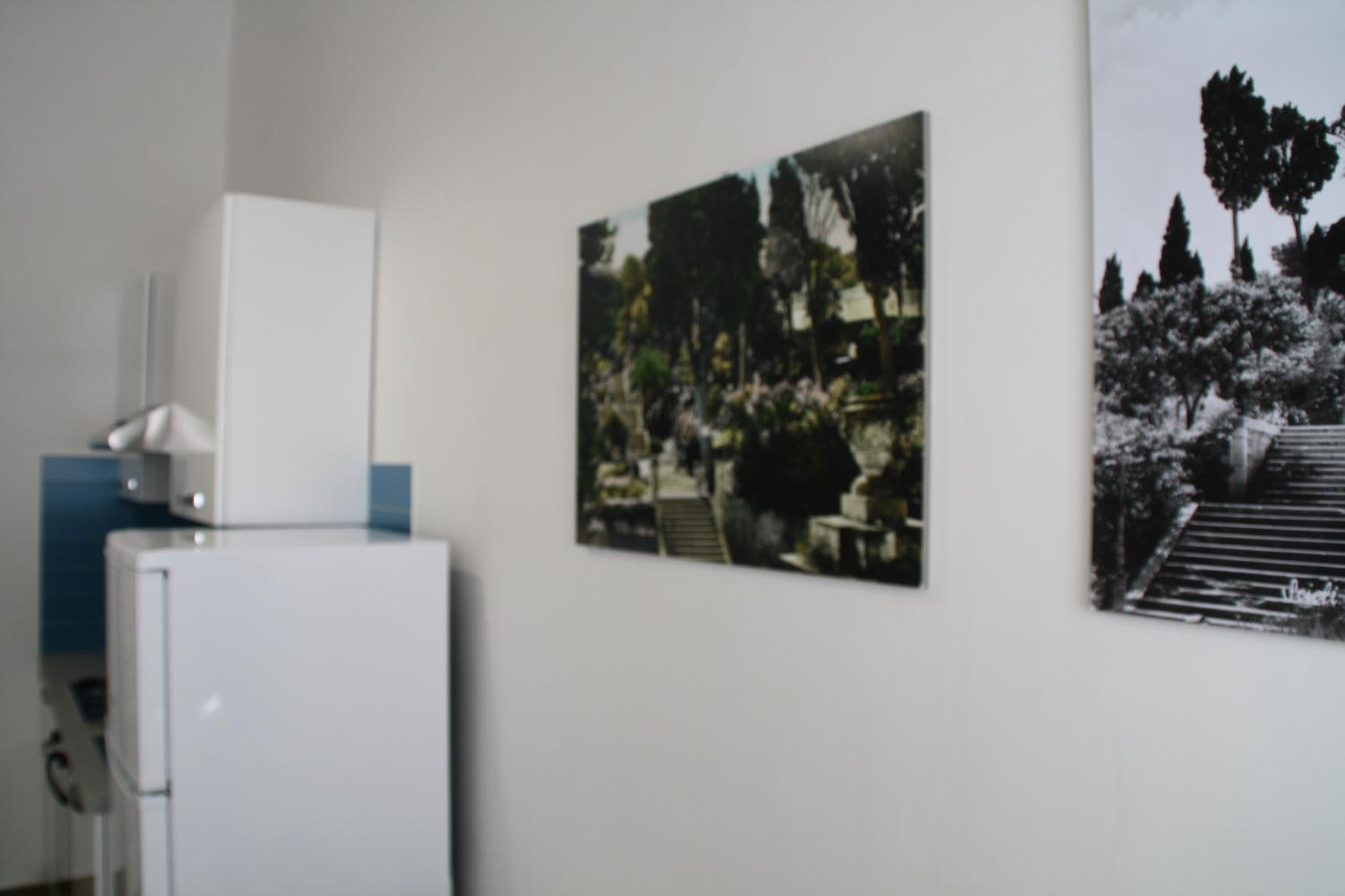 One-Bedroom House - Photo 9