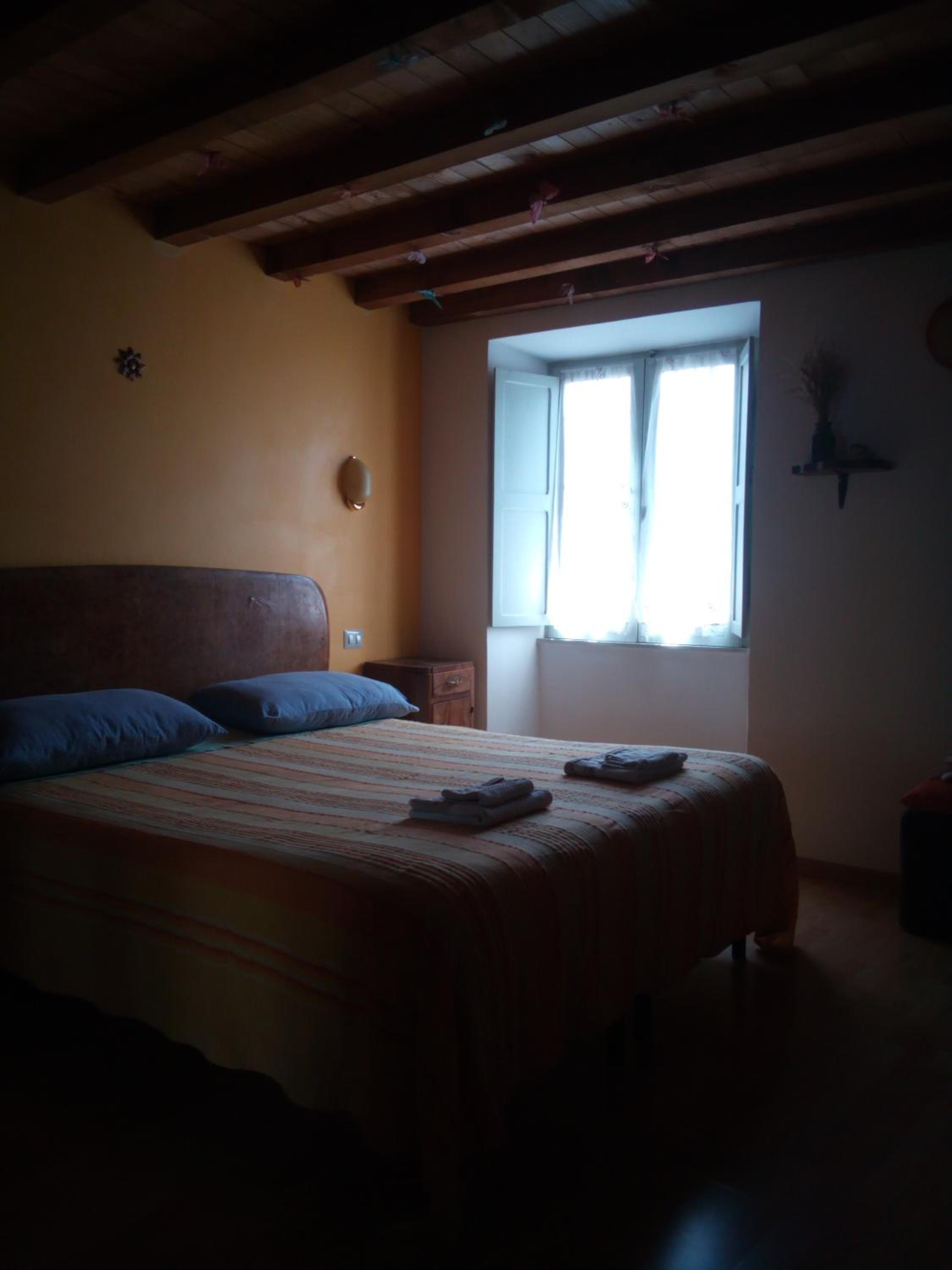 Large Double Room photo 1