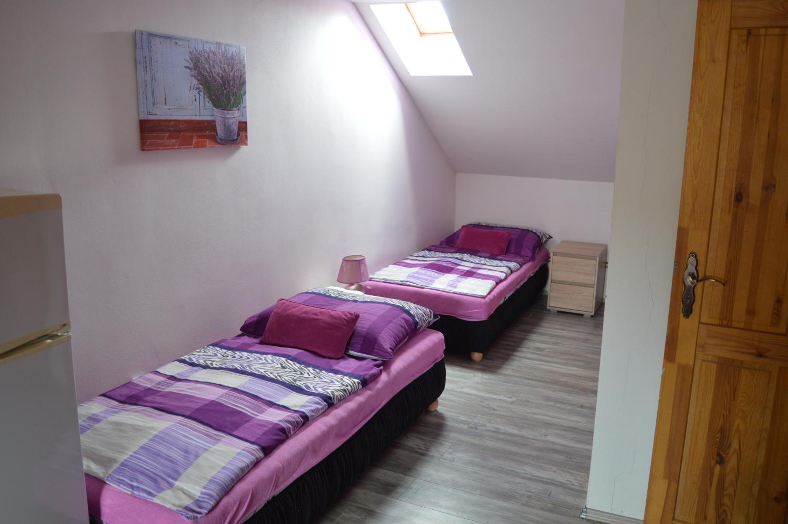 Quadruple Room with Private Bathroom photo 1