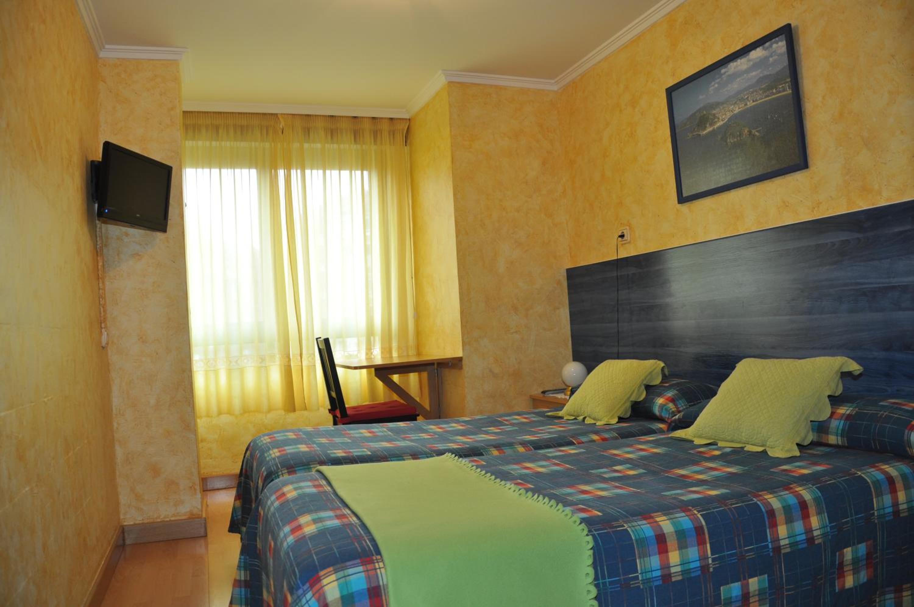 Twin Room photo 2