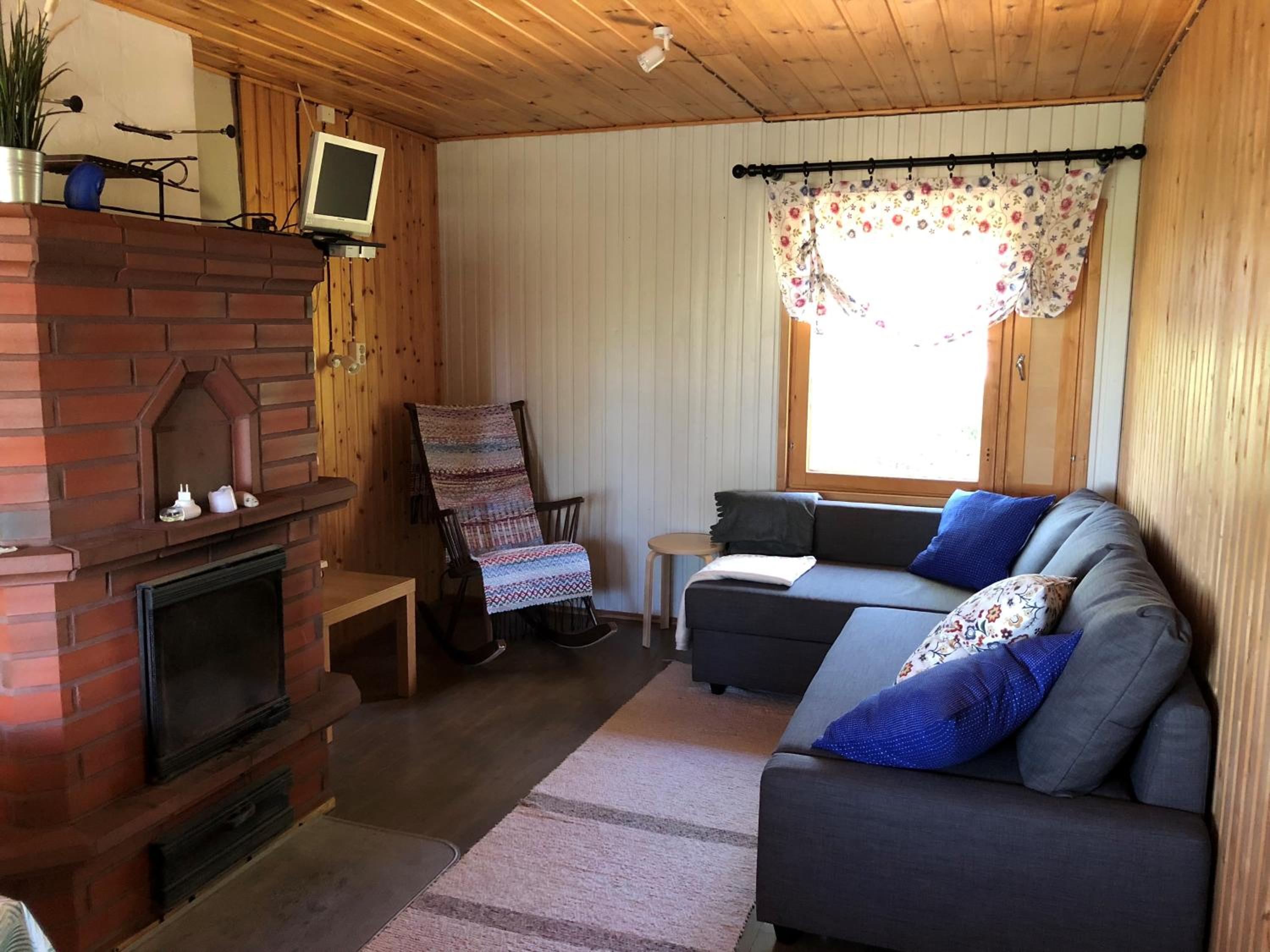 Cottage - Beach Front - Photo 12
