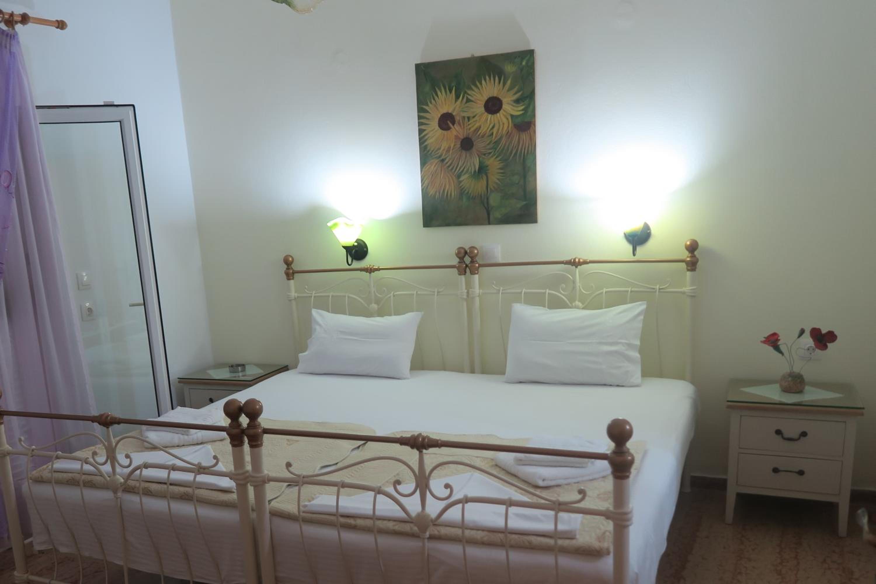Double Room with Shared Kitchen