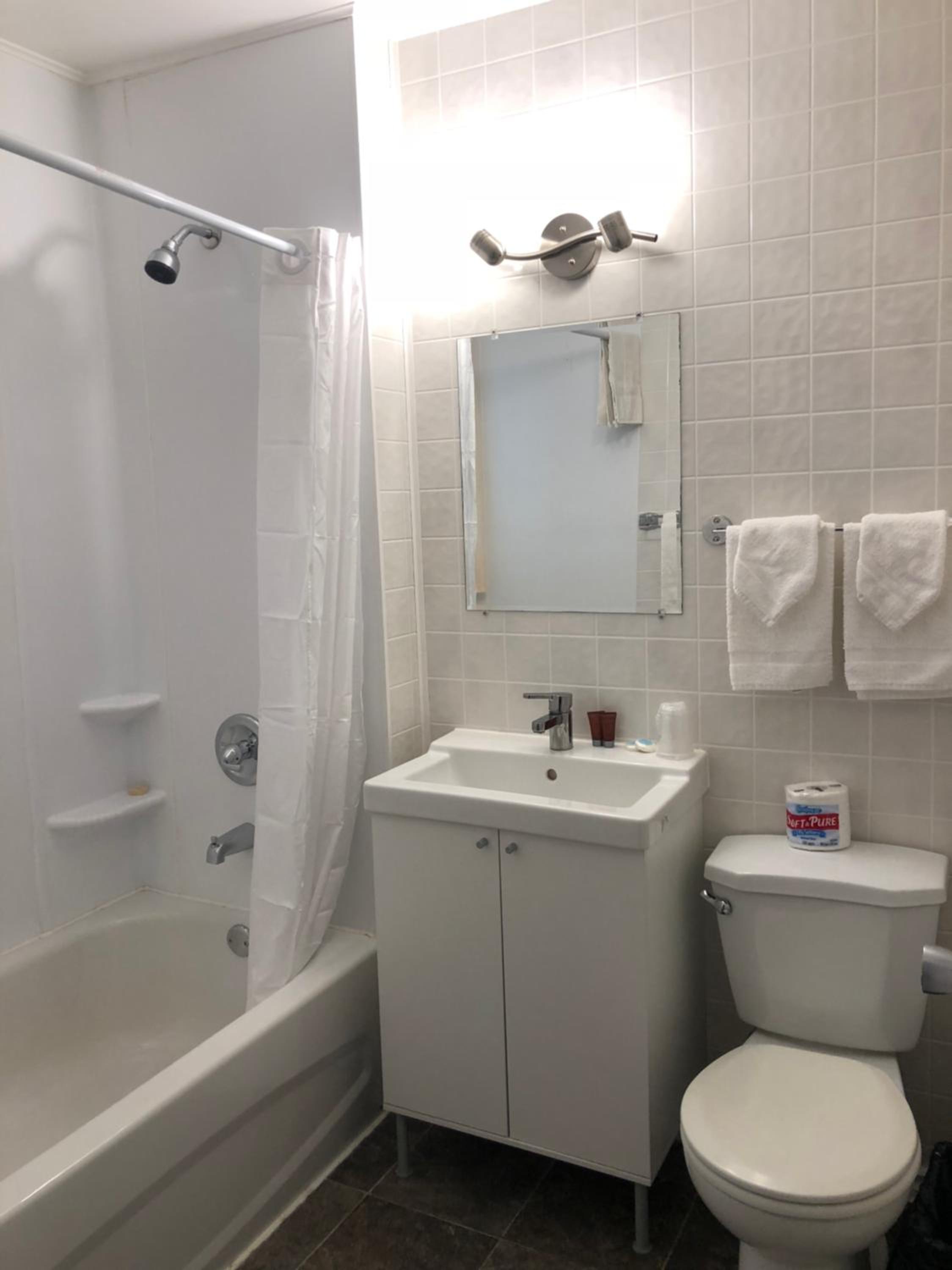 Budget Double Room photo 2