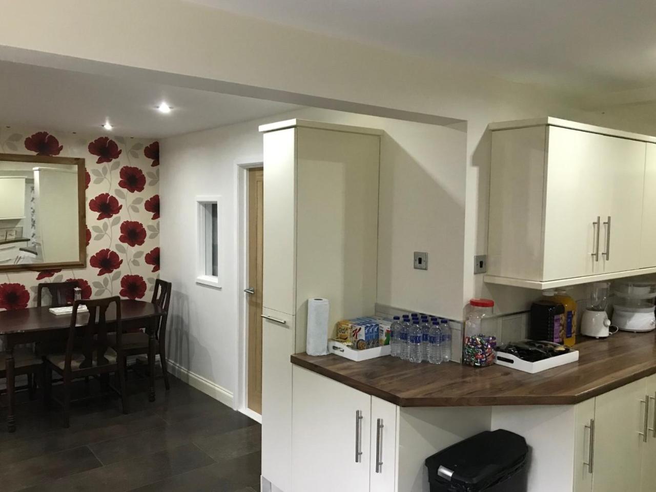Double or Twin Room with Shower photo 2