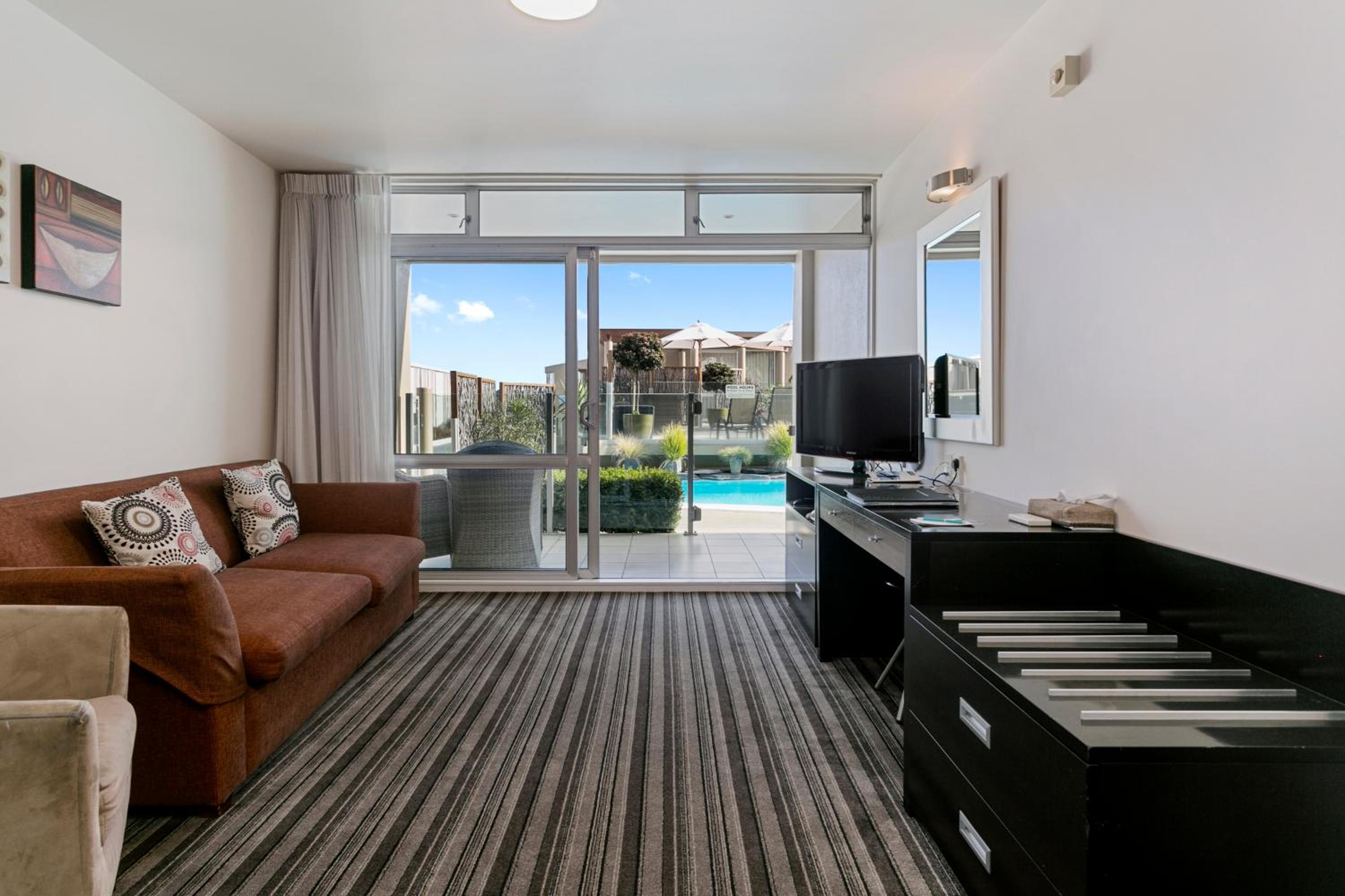 One-Bedroom Apartment with Pool View