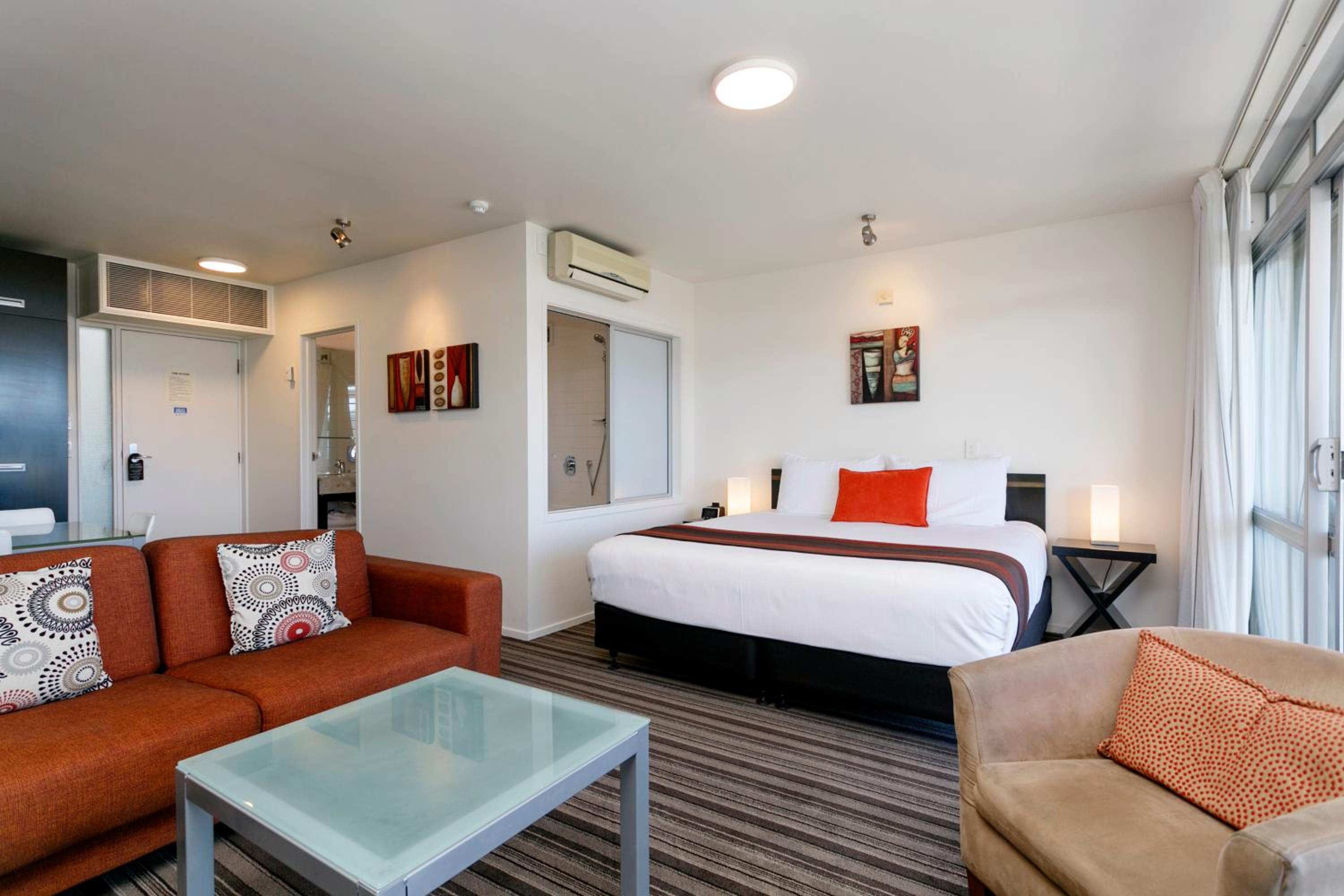 Luxury Studio with Pool View