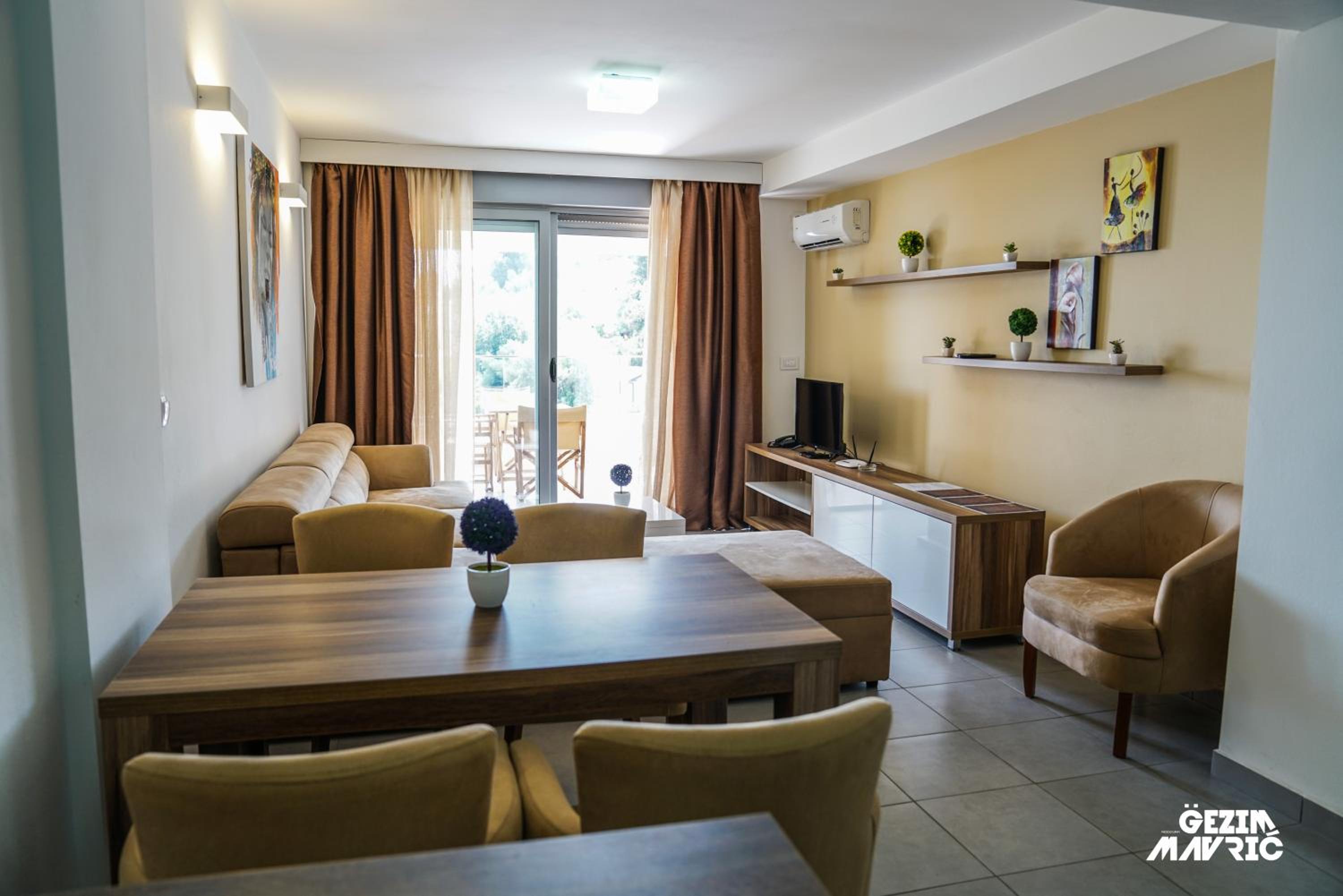 Junior Suite with Balcony