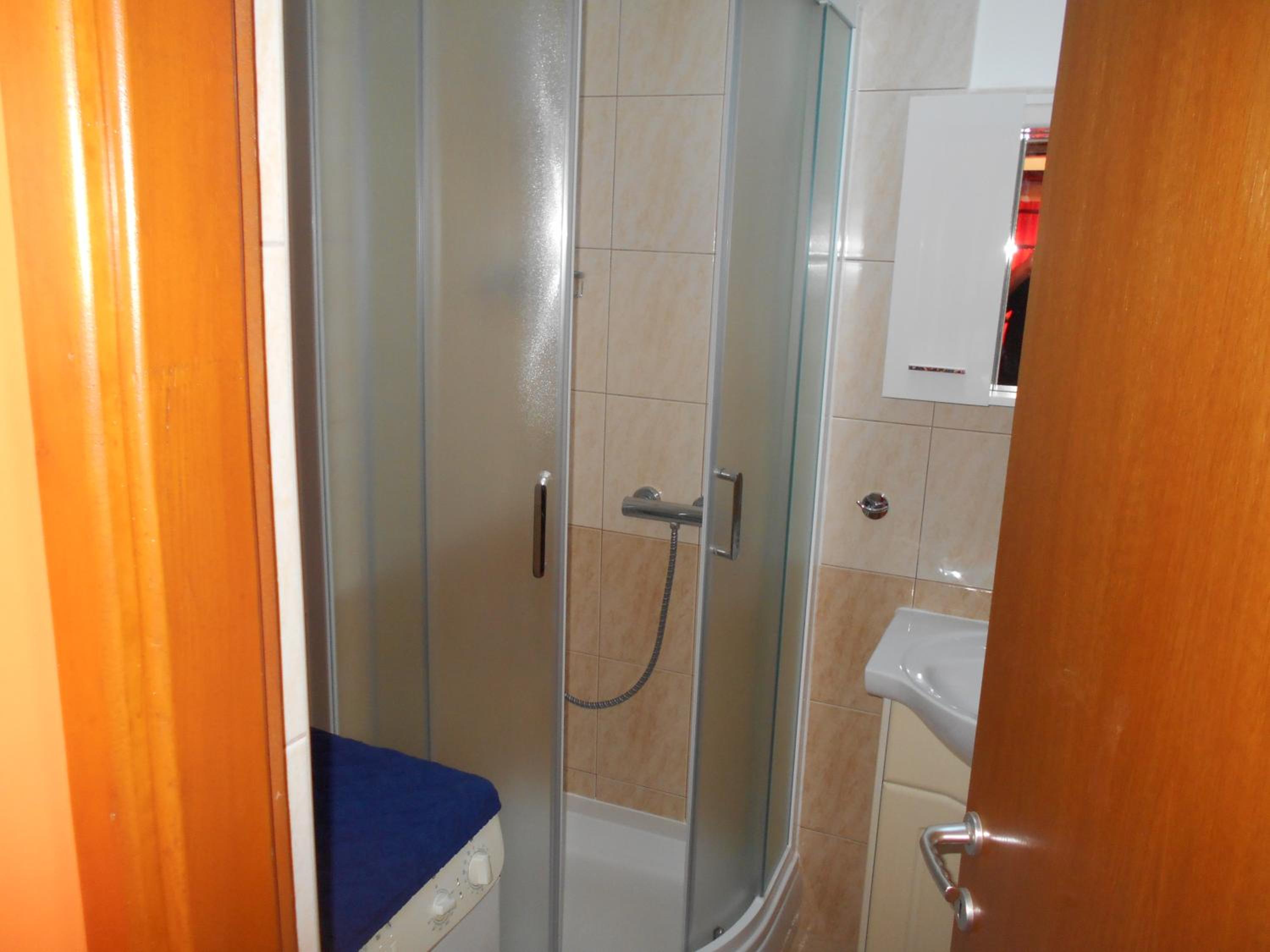 Apartment - Photo 18