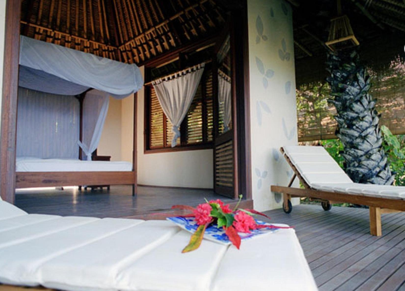 Bungalow with Sea View photo 1