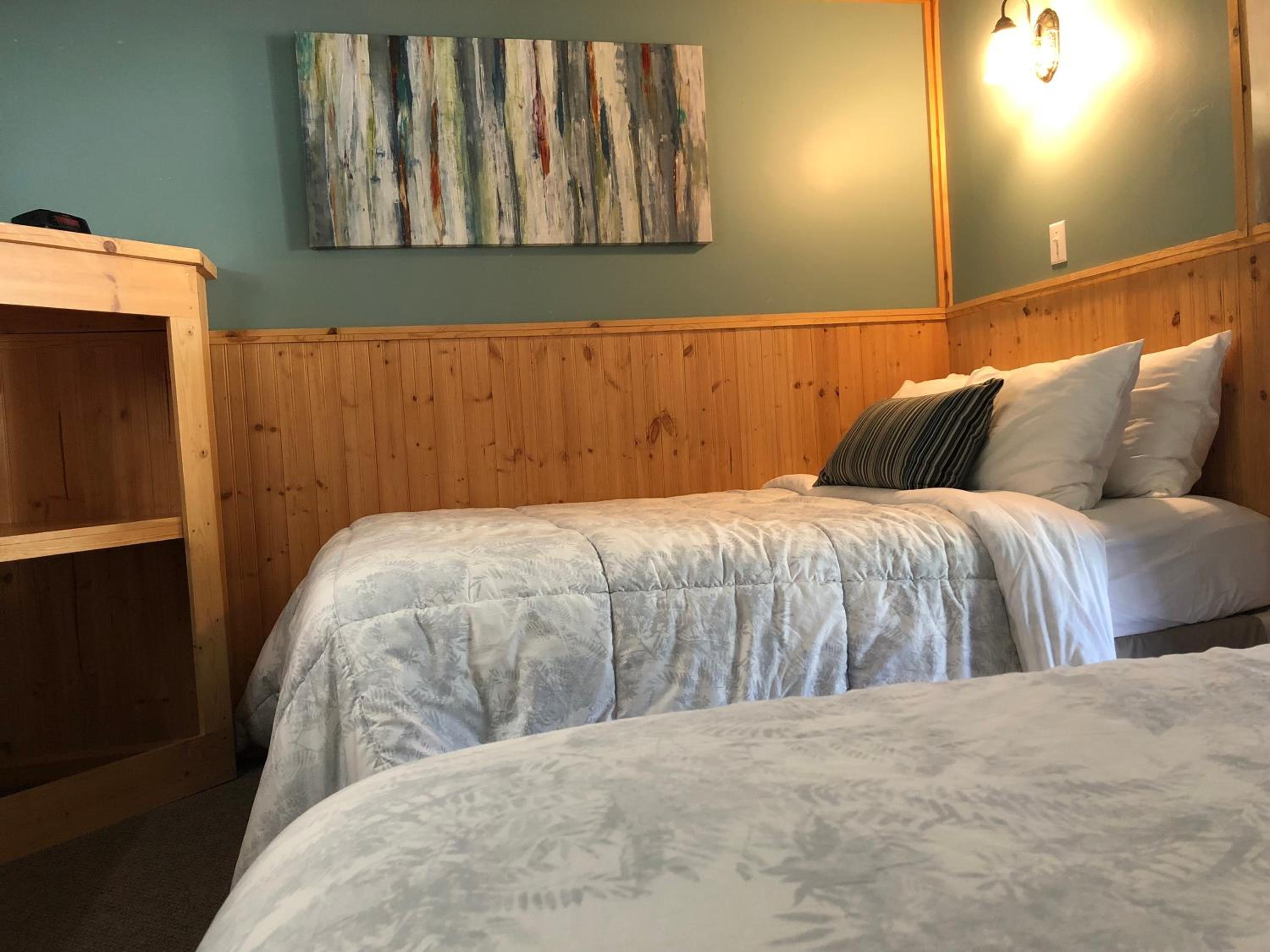 Double Room with Two Double Beds and Kitchenette #7