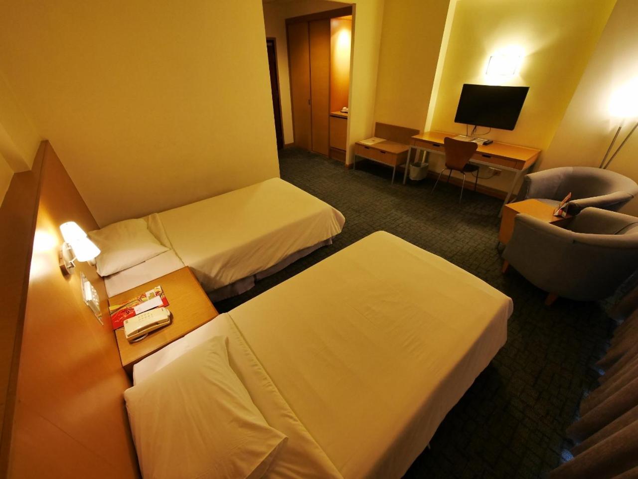 Superior Twin Room - Photo 2