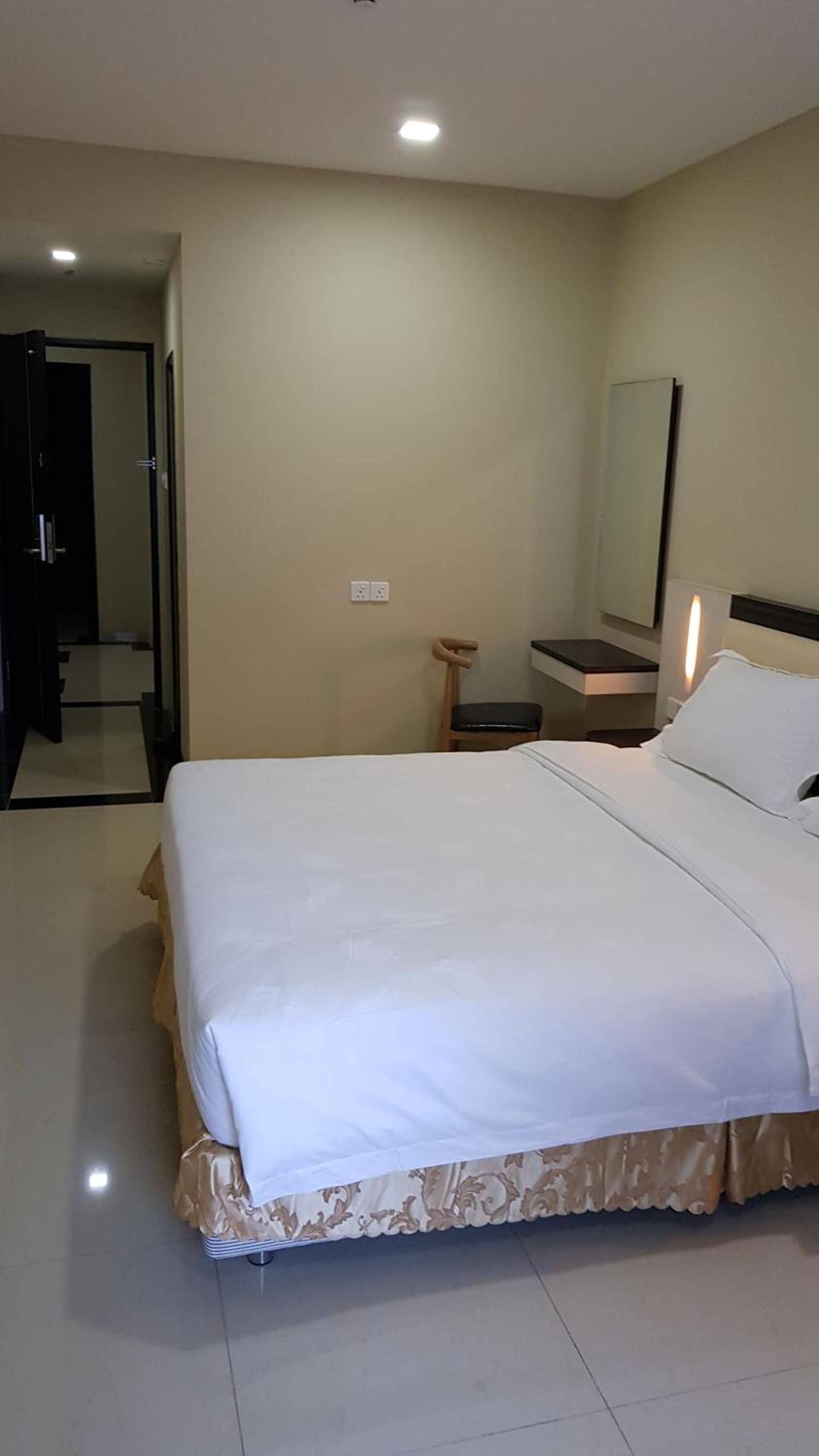 Double Room - Photo 6