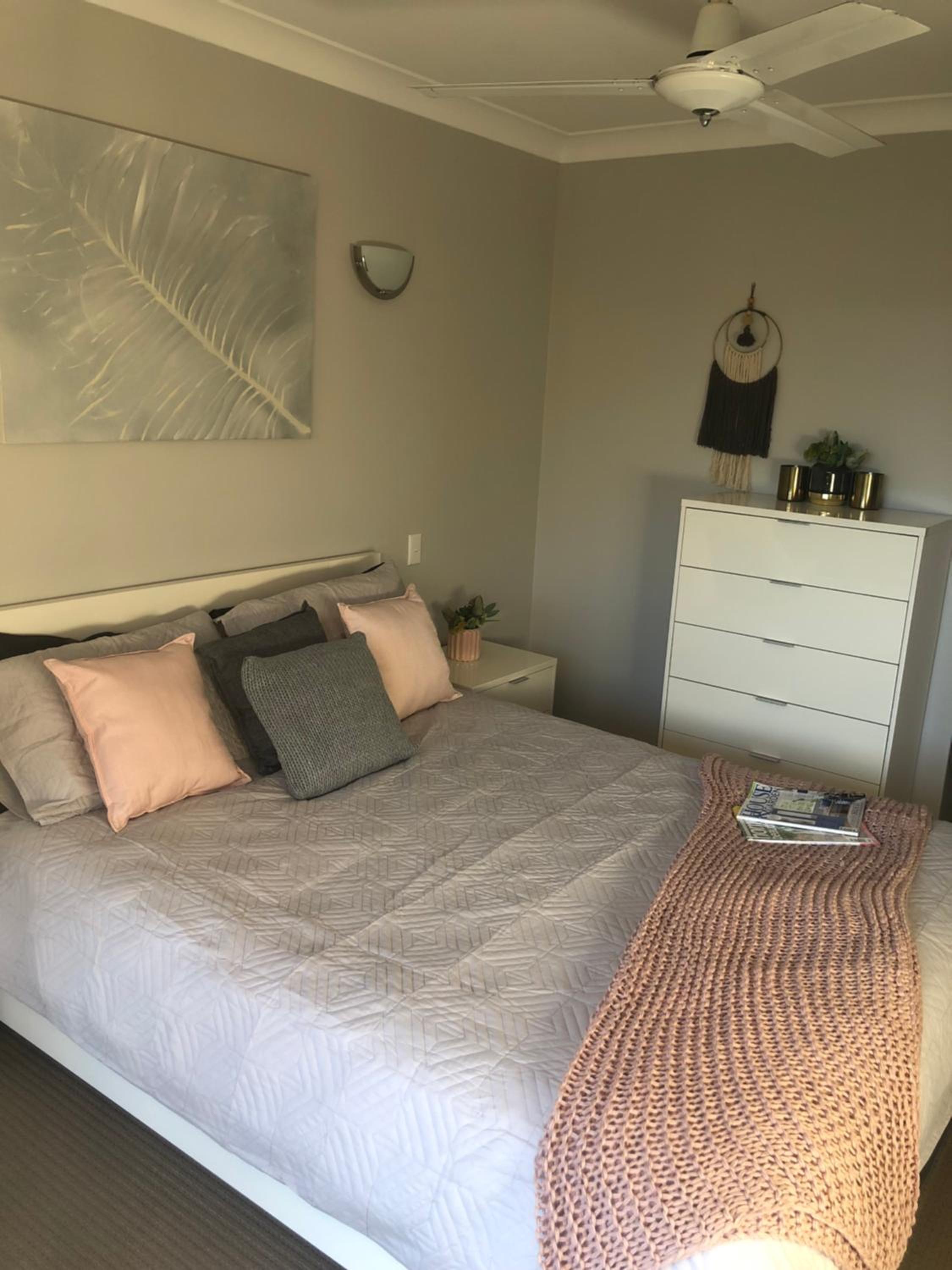Two-Bedroom House photo 2