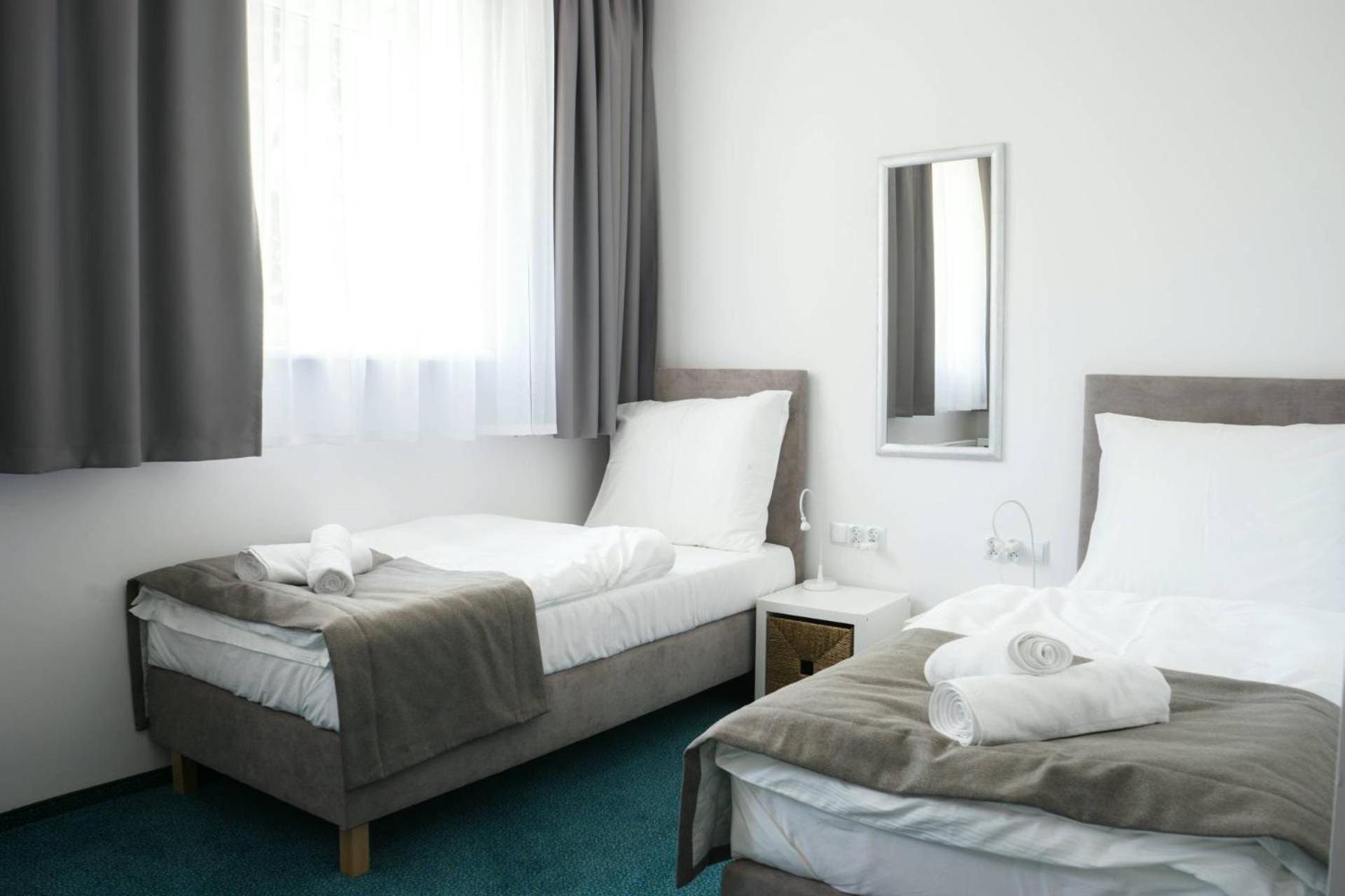 Double Room - Photo 2
