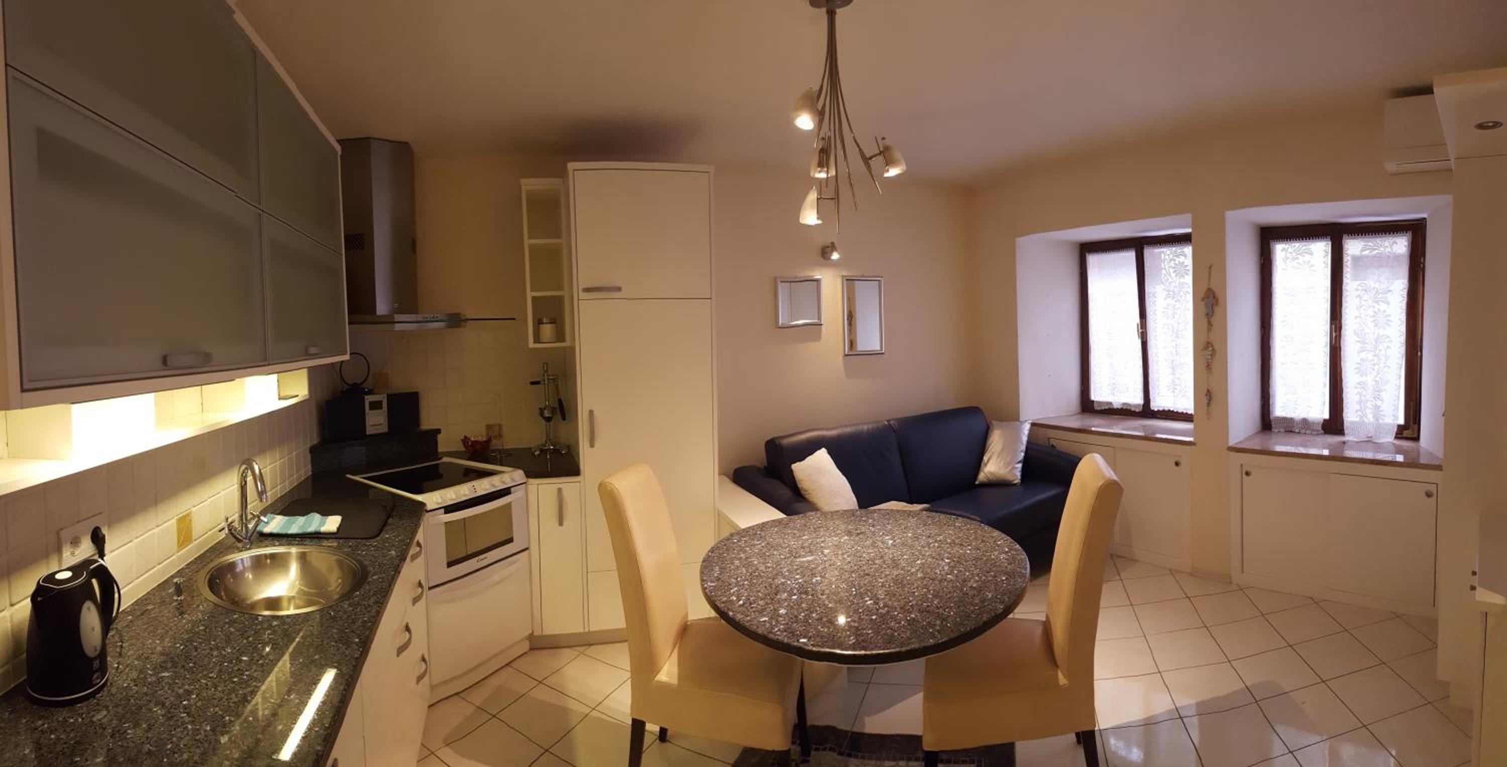 Apartment - Ground Floor - Photo 5
