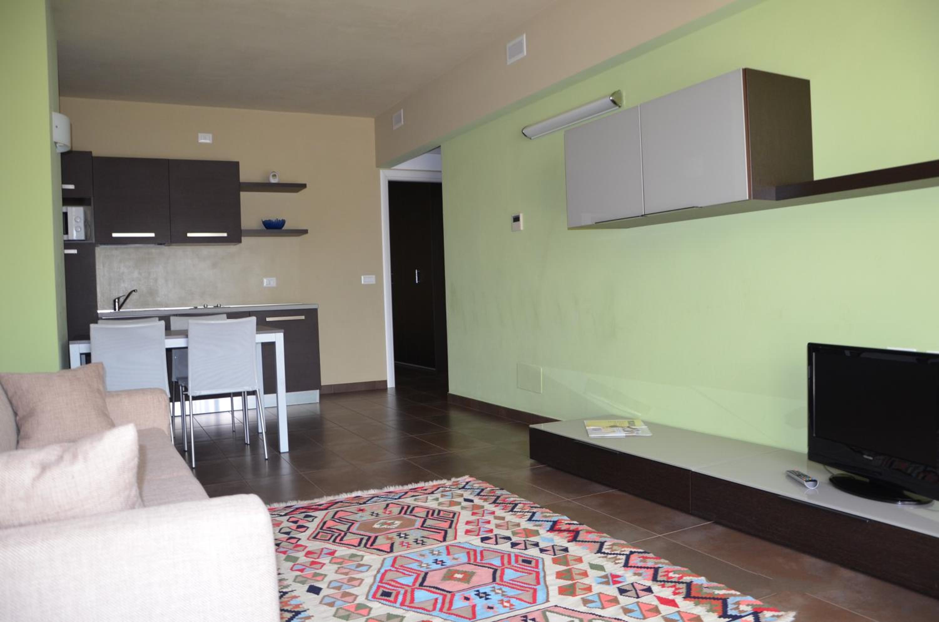 One-Bedroom Apartment (4 Adults)