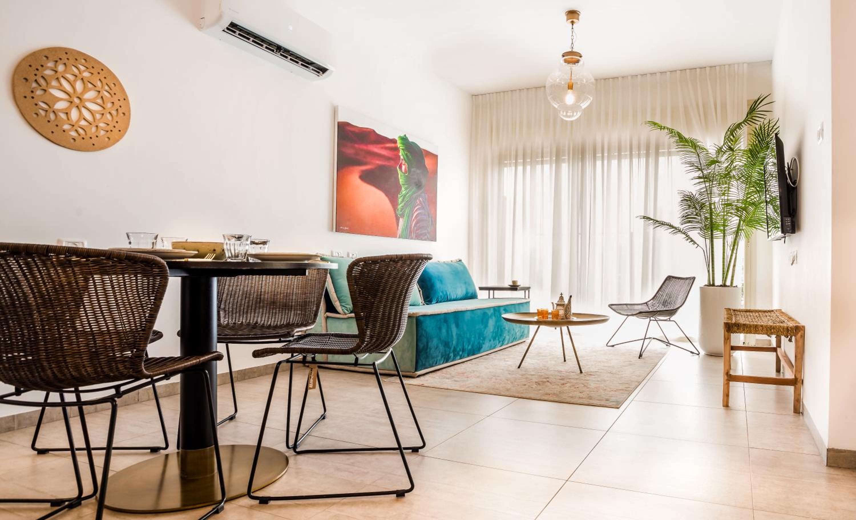 Superior Apartment